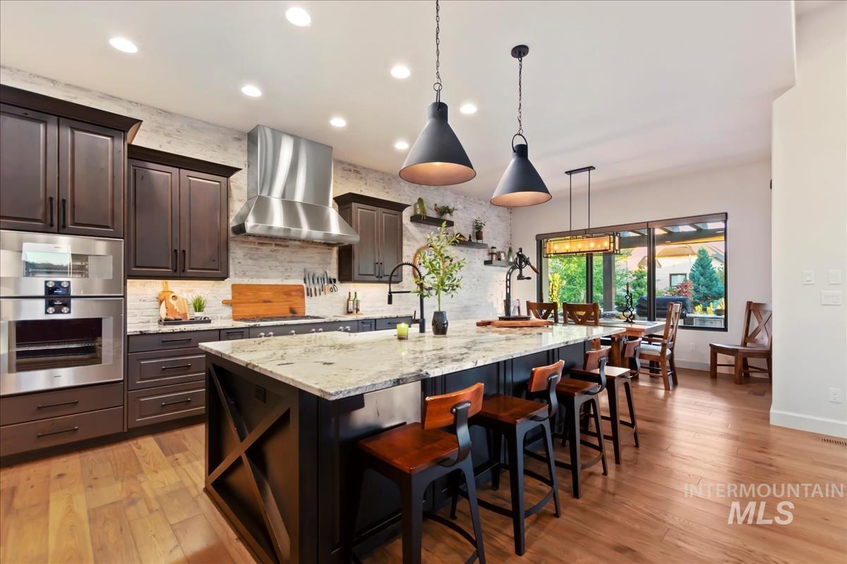 1529 E Garden Brook Drive