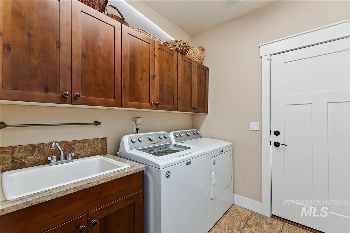 10621 W Kyoga Street