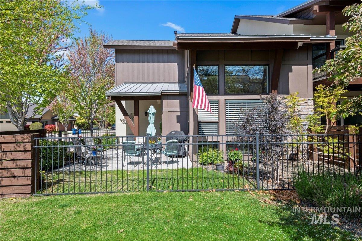 1414 E Lone Shore Dr.