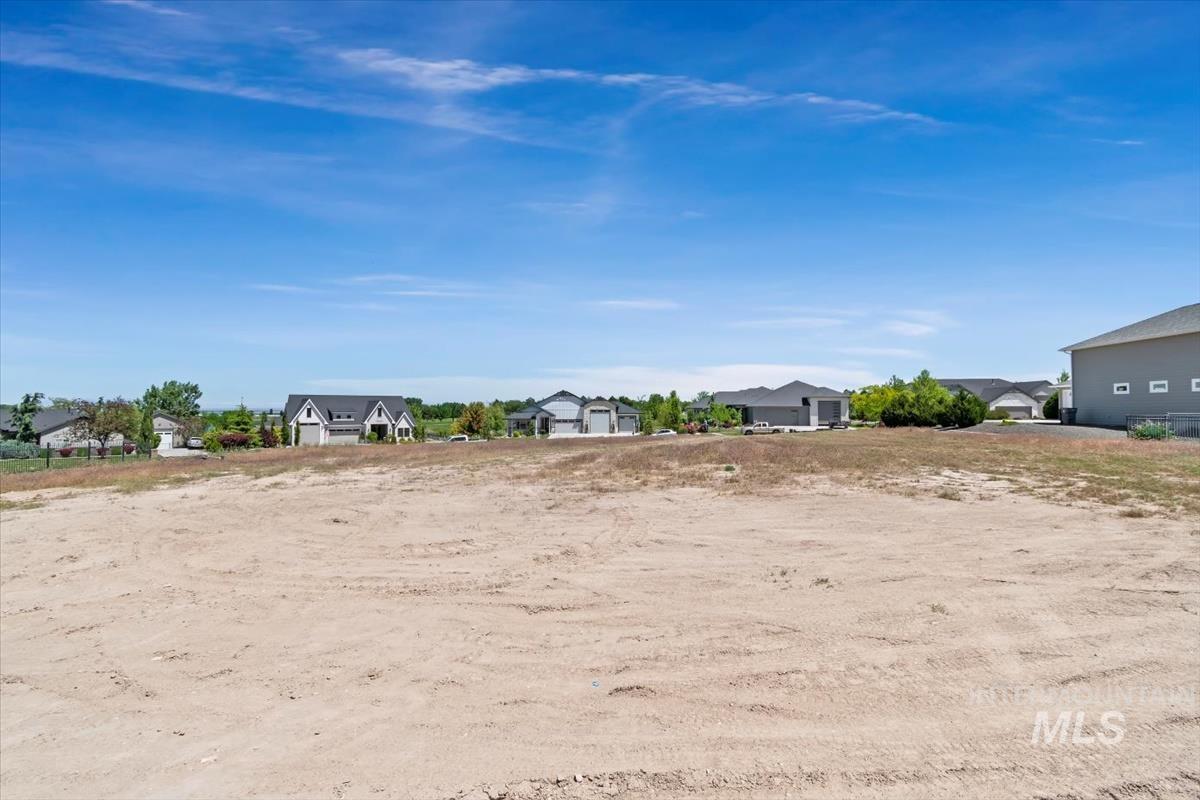 22625 Aura Vista Way