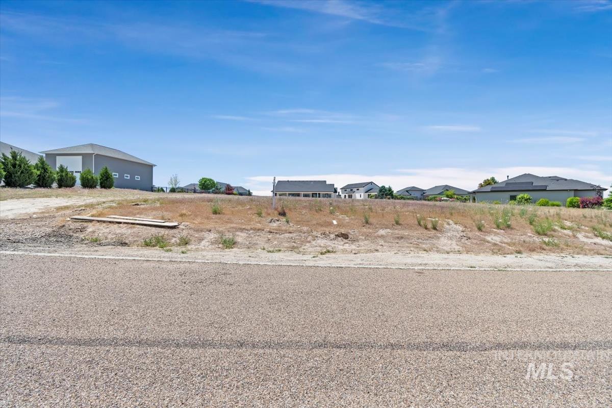 22625 Aura Vista Way