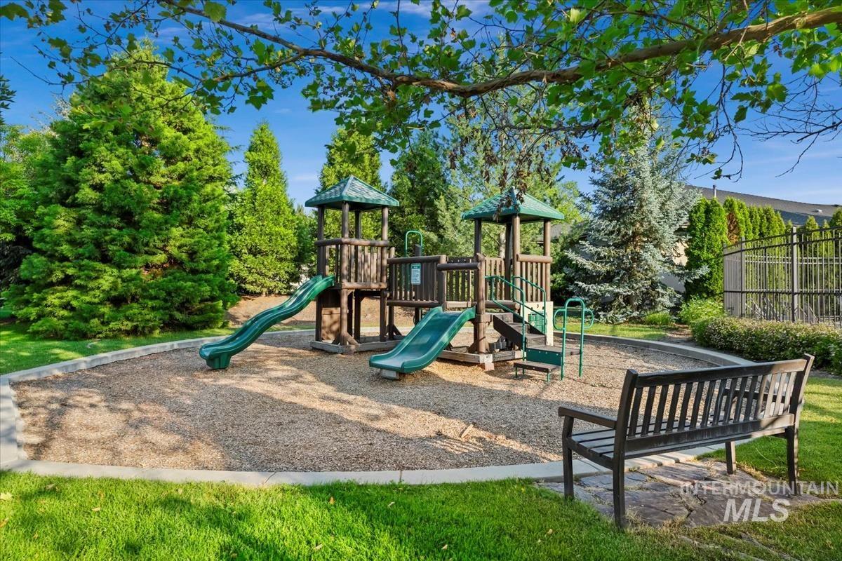 356 E Lake Briar Lane