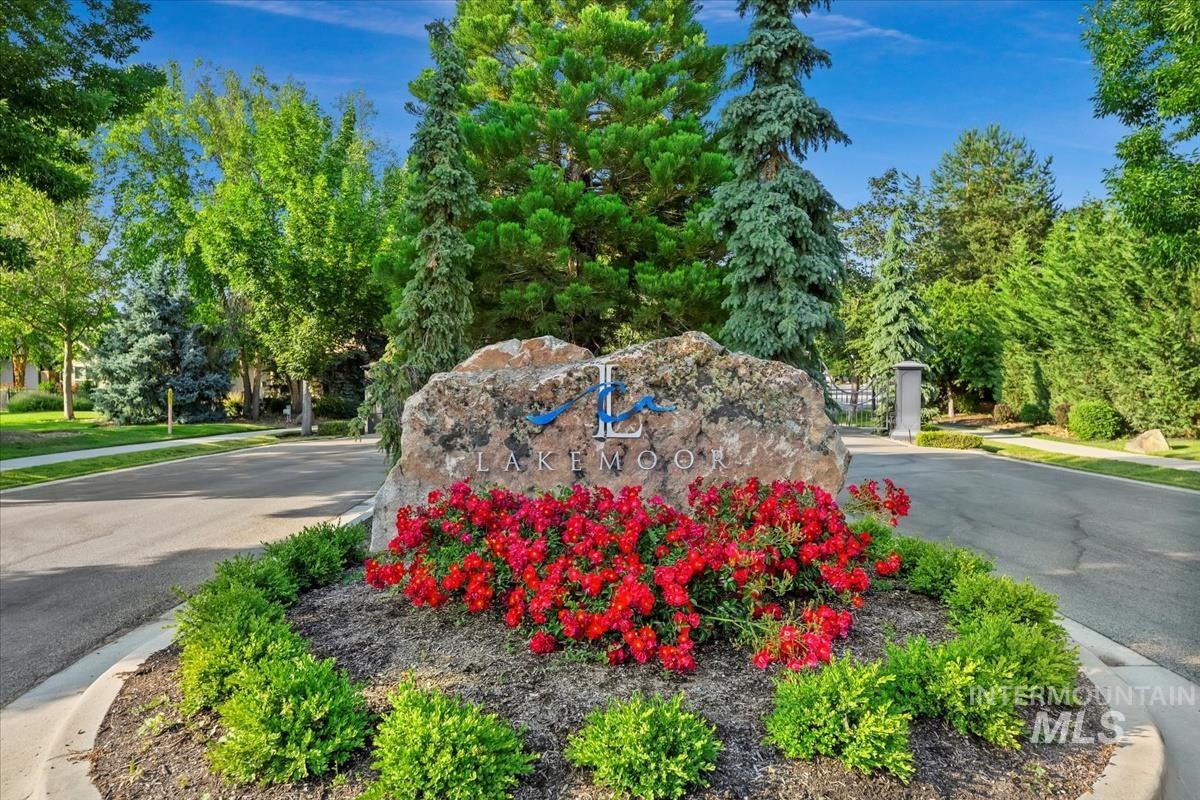 356 E Lake Briar Lane
