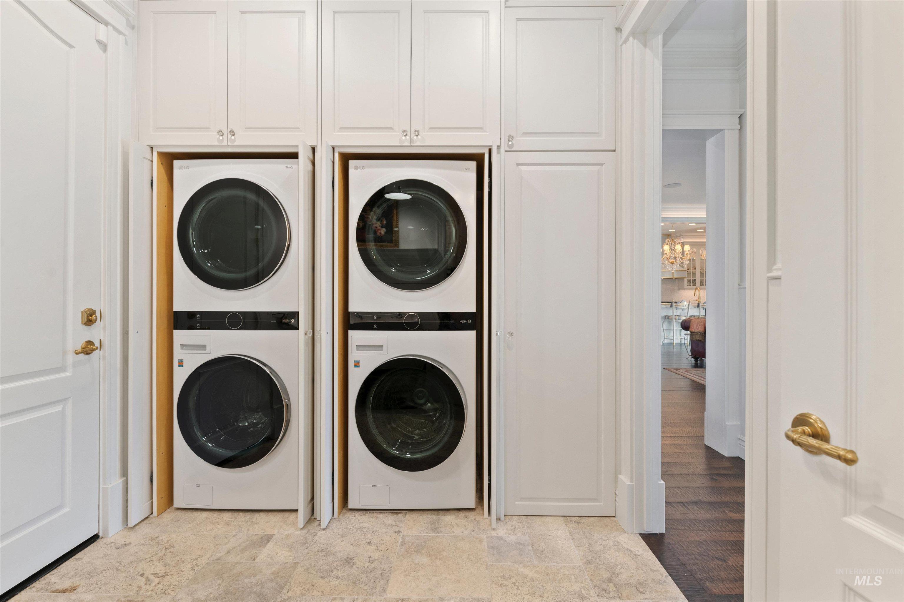 1781 E Garden Brook Drive