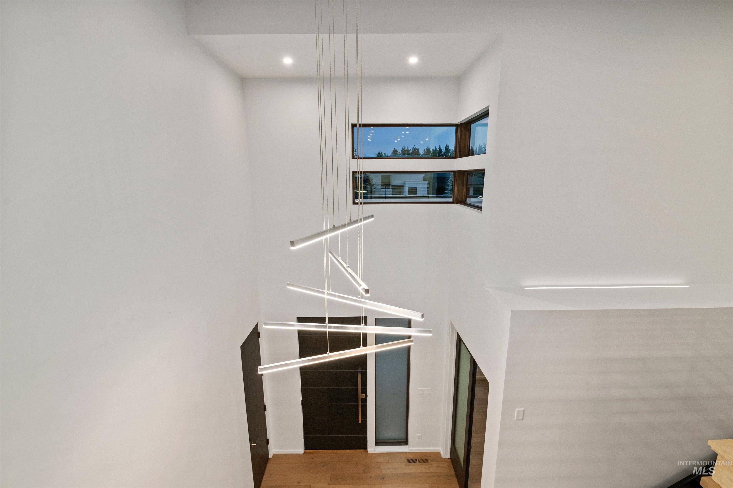 1436 W Windbreaker Lane