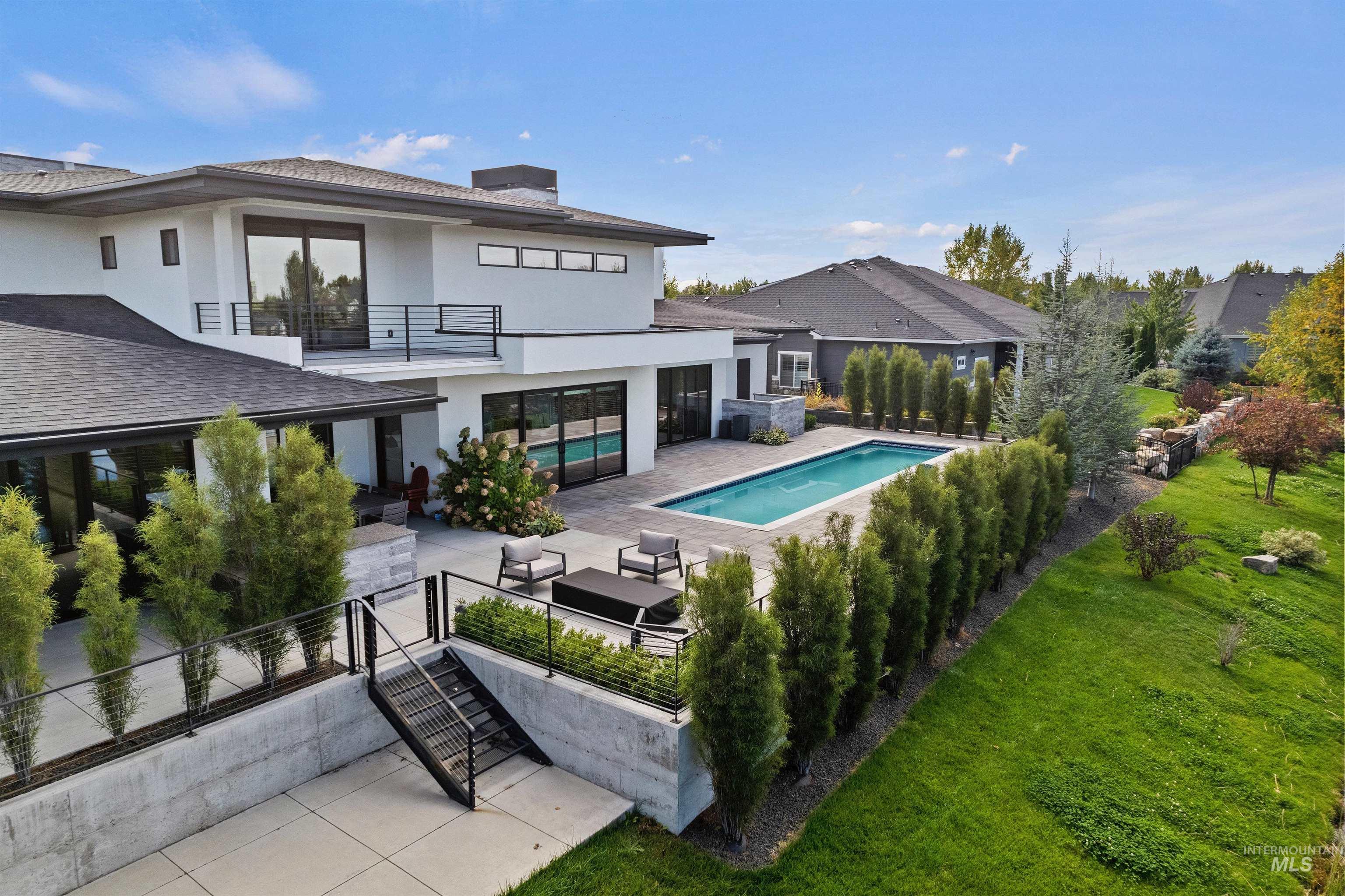 1436 W Windbreaker Lane