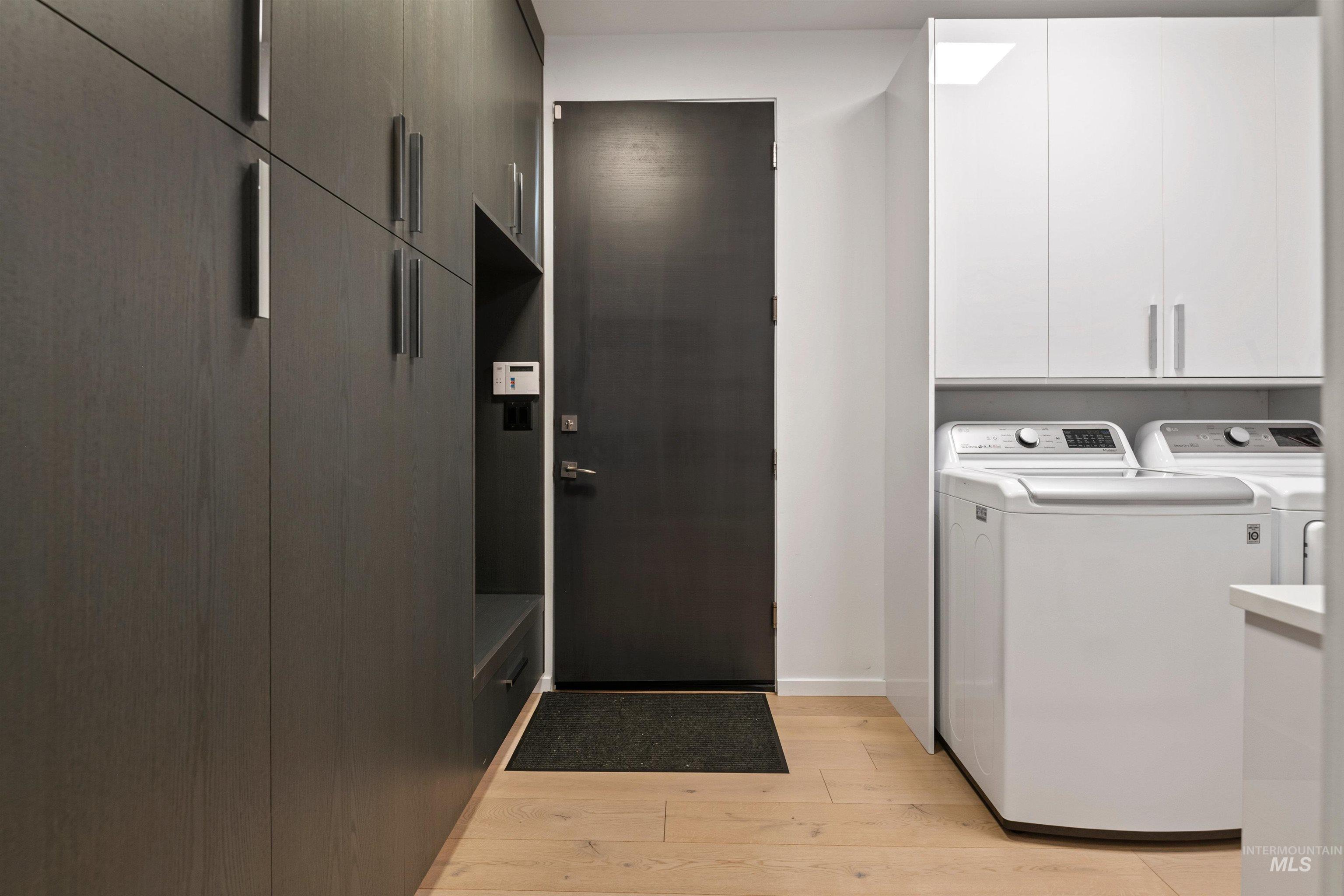 1436 W Windbreaker Lane