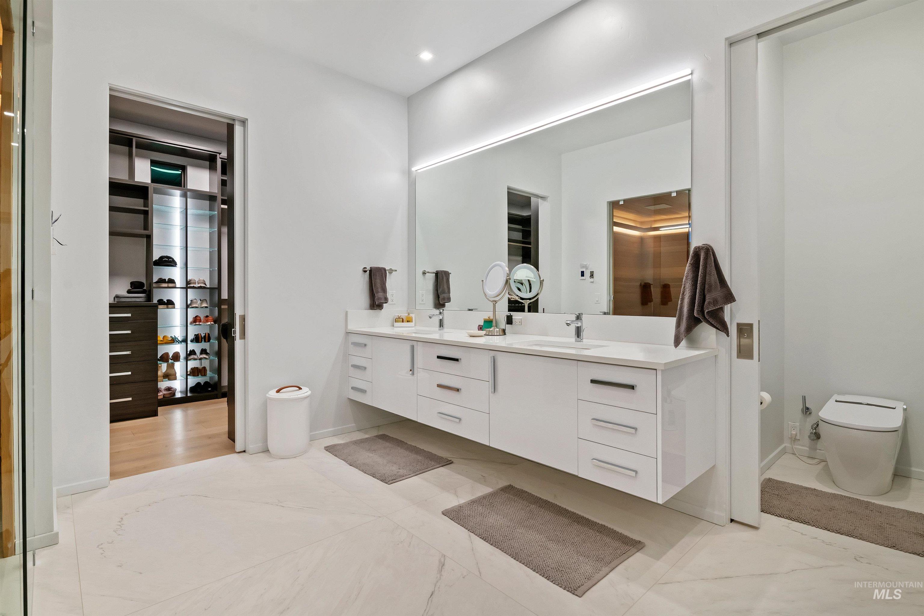 1436 W Windbreaker Lane