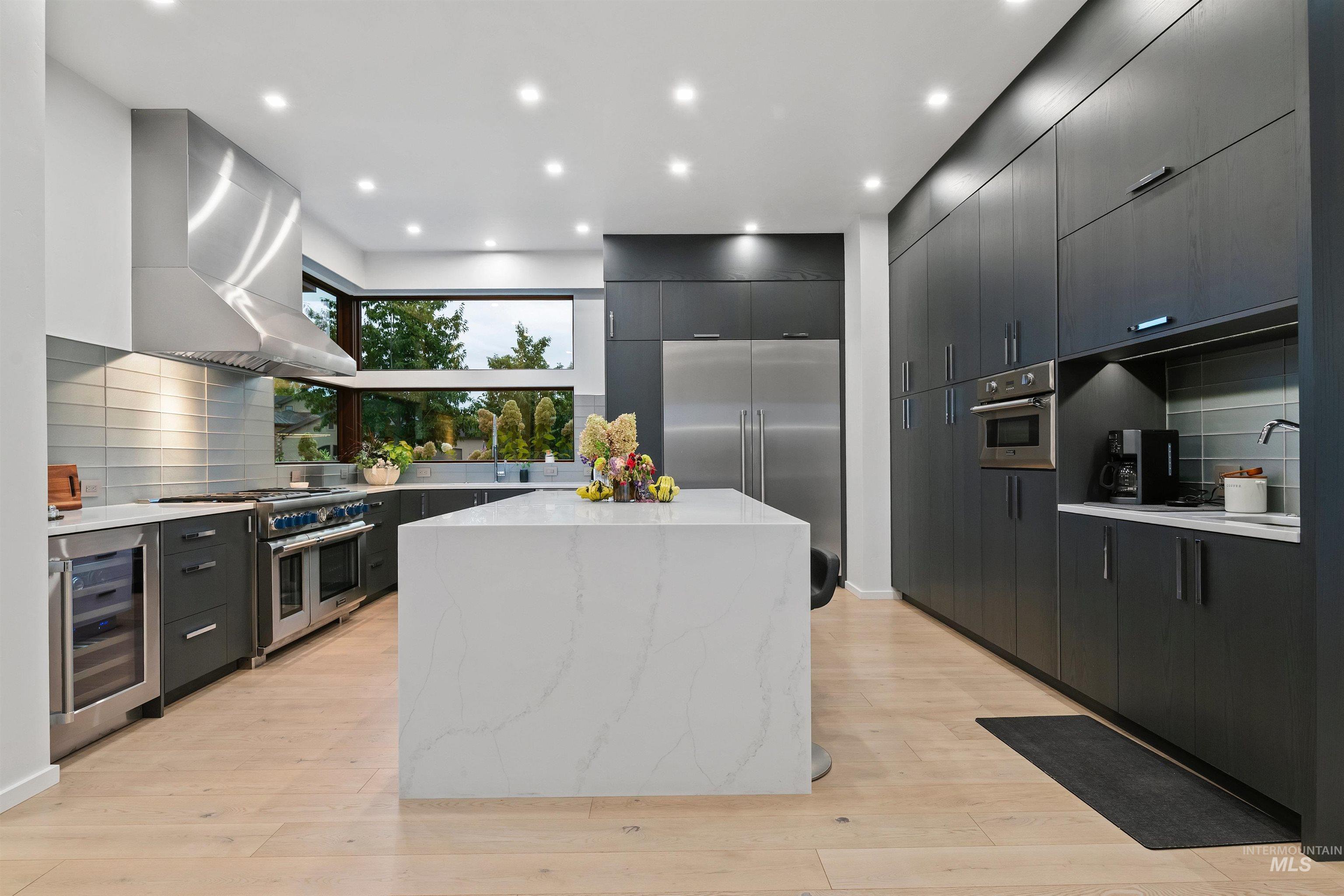 1436 W Windbreaker Lane