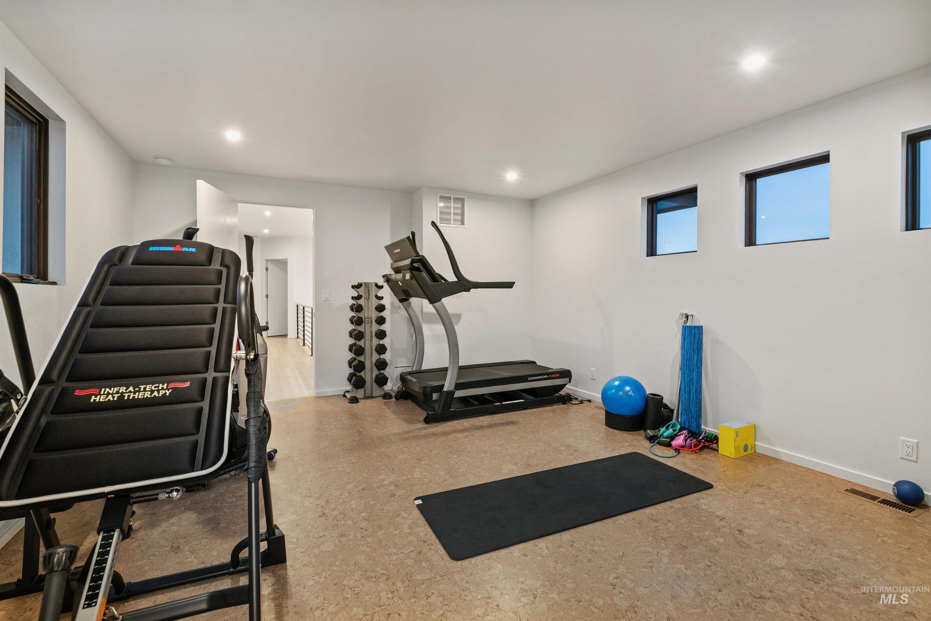 1436 W Windbreaker Lane