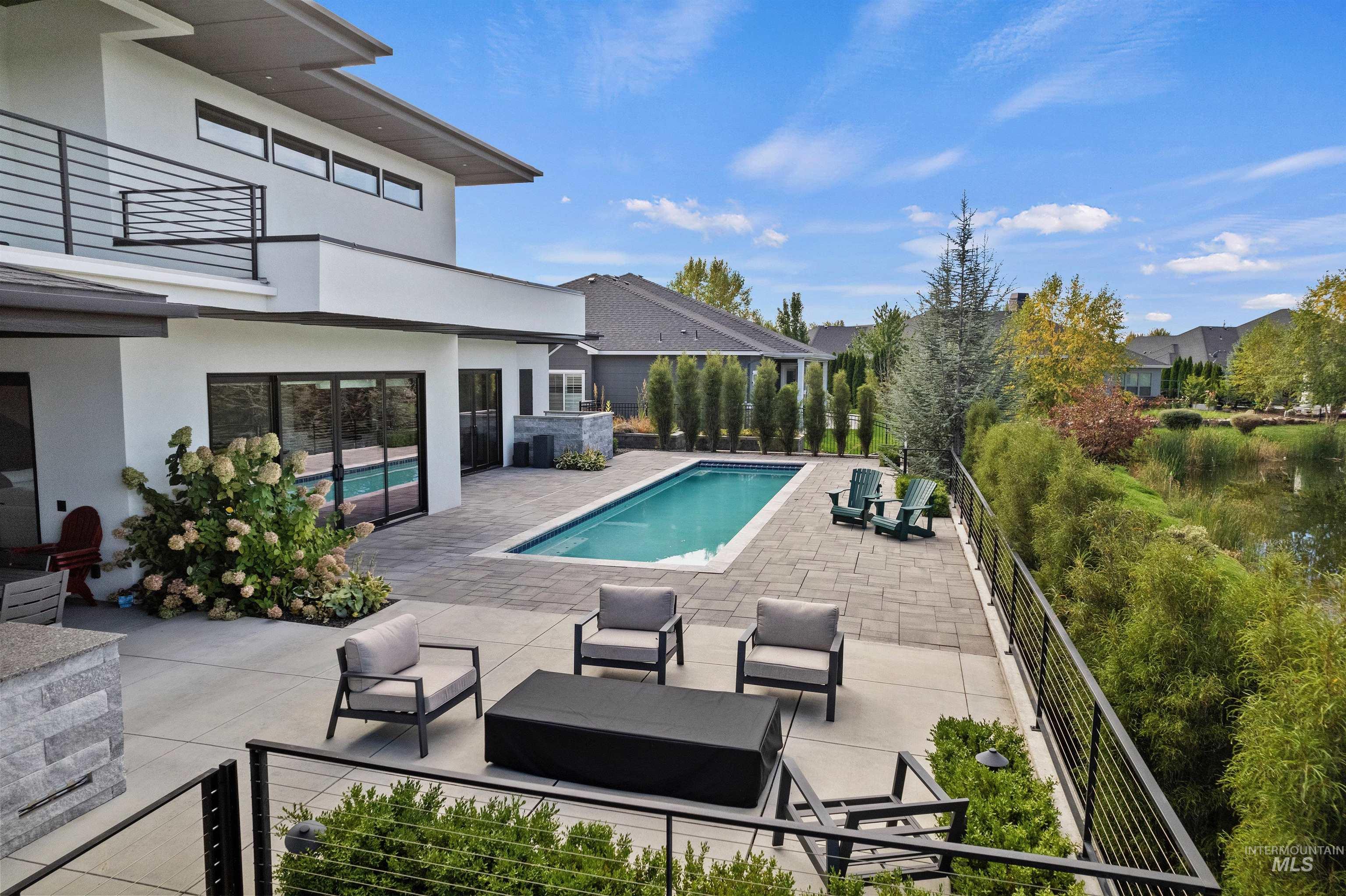 1436 W Windbreaker Lane