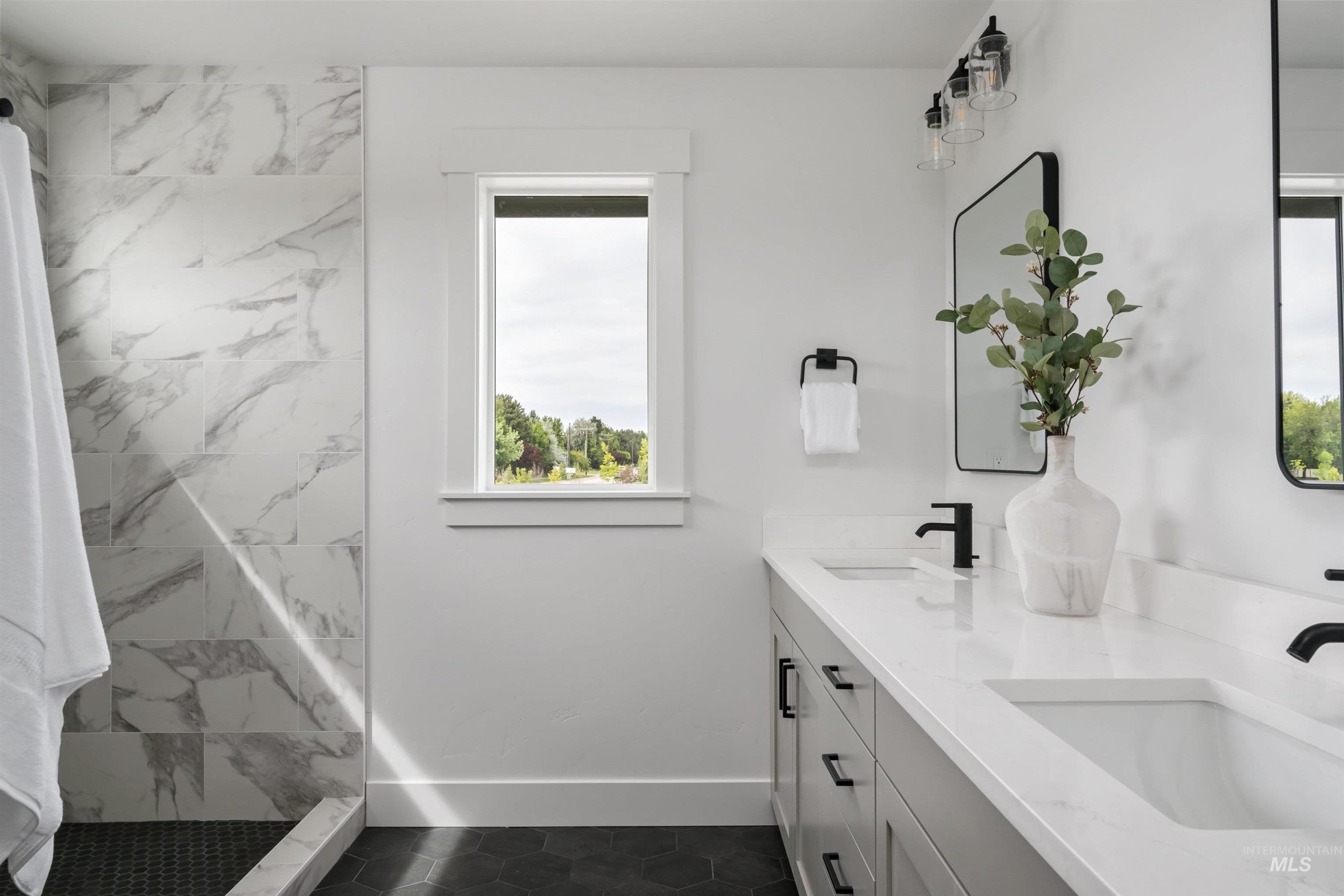 2158 W W Freya Court