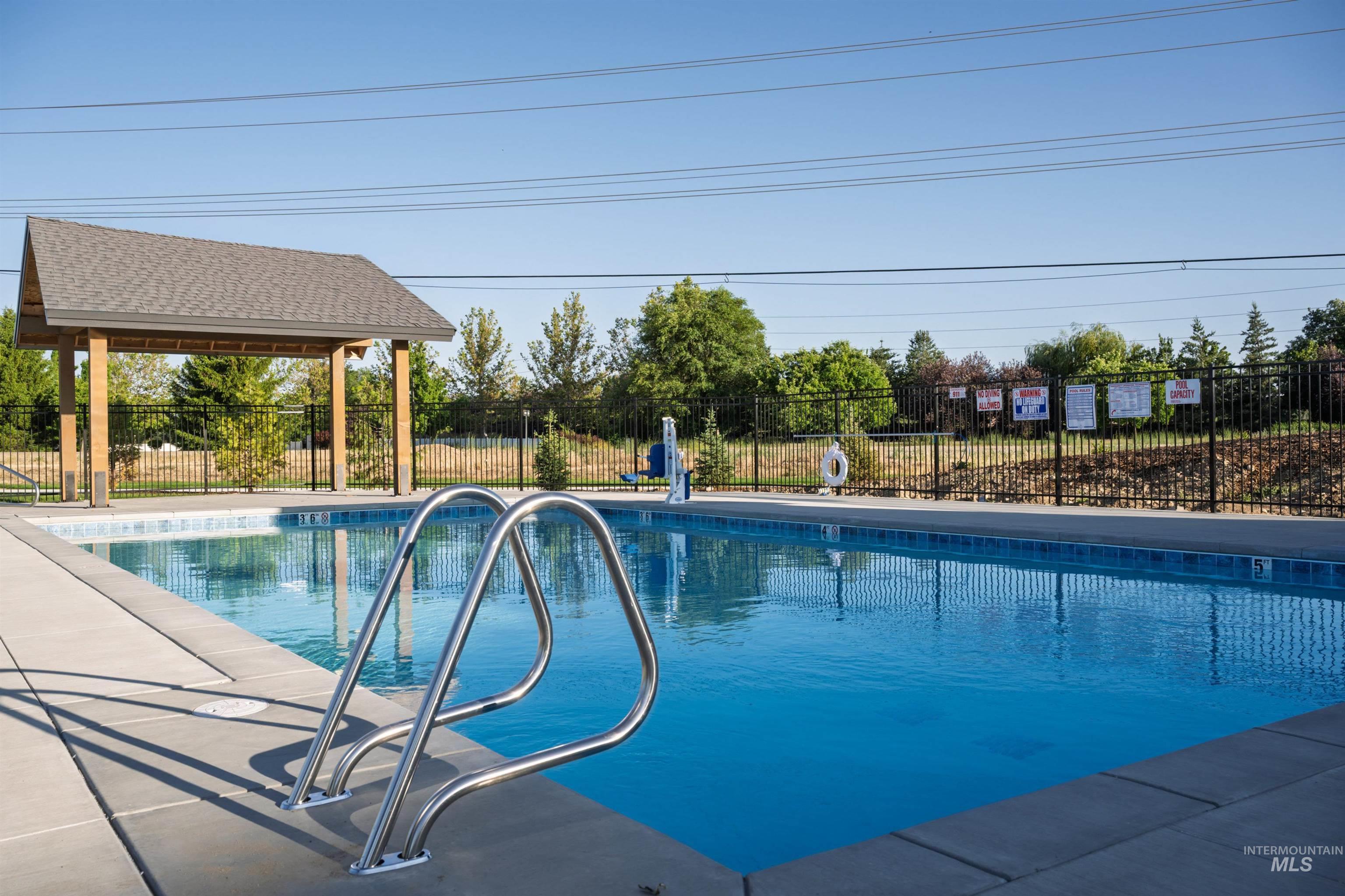 2158 W W Freya Court