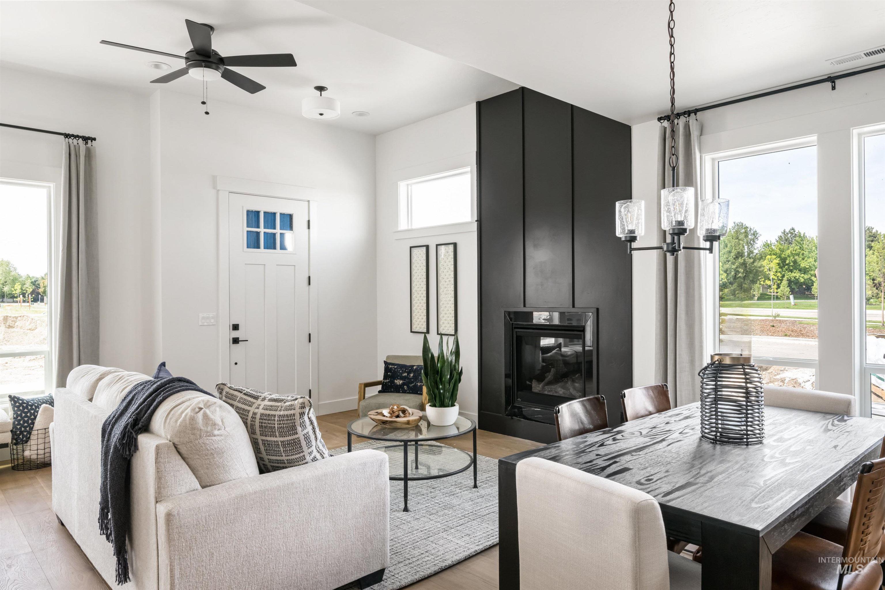 2158 W W Freya Court