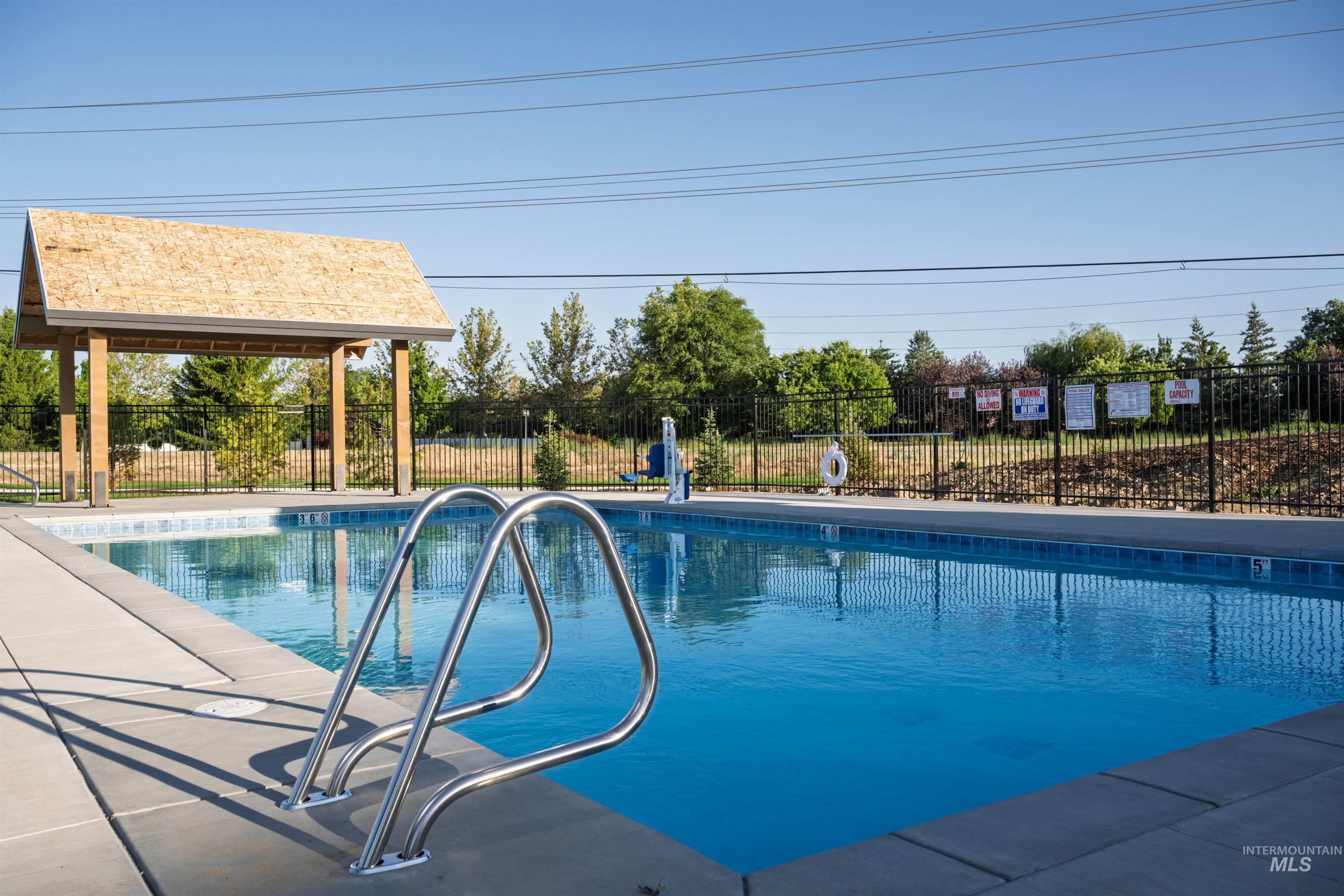 2158 W W Freya Court