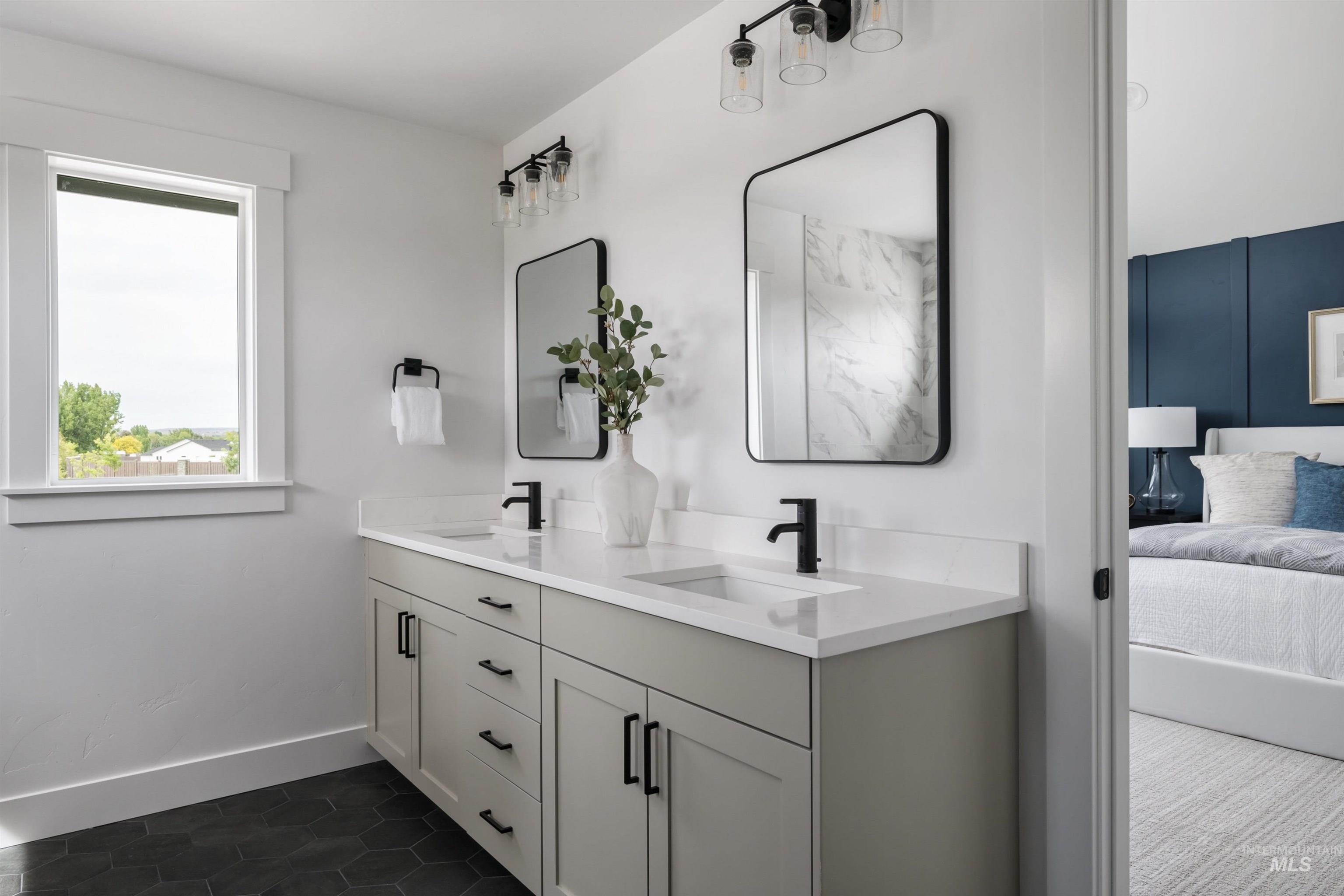 2158 W W Freya Court