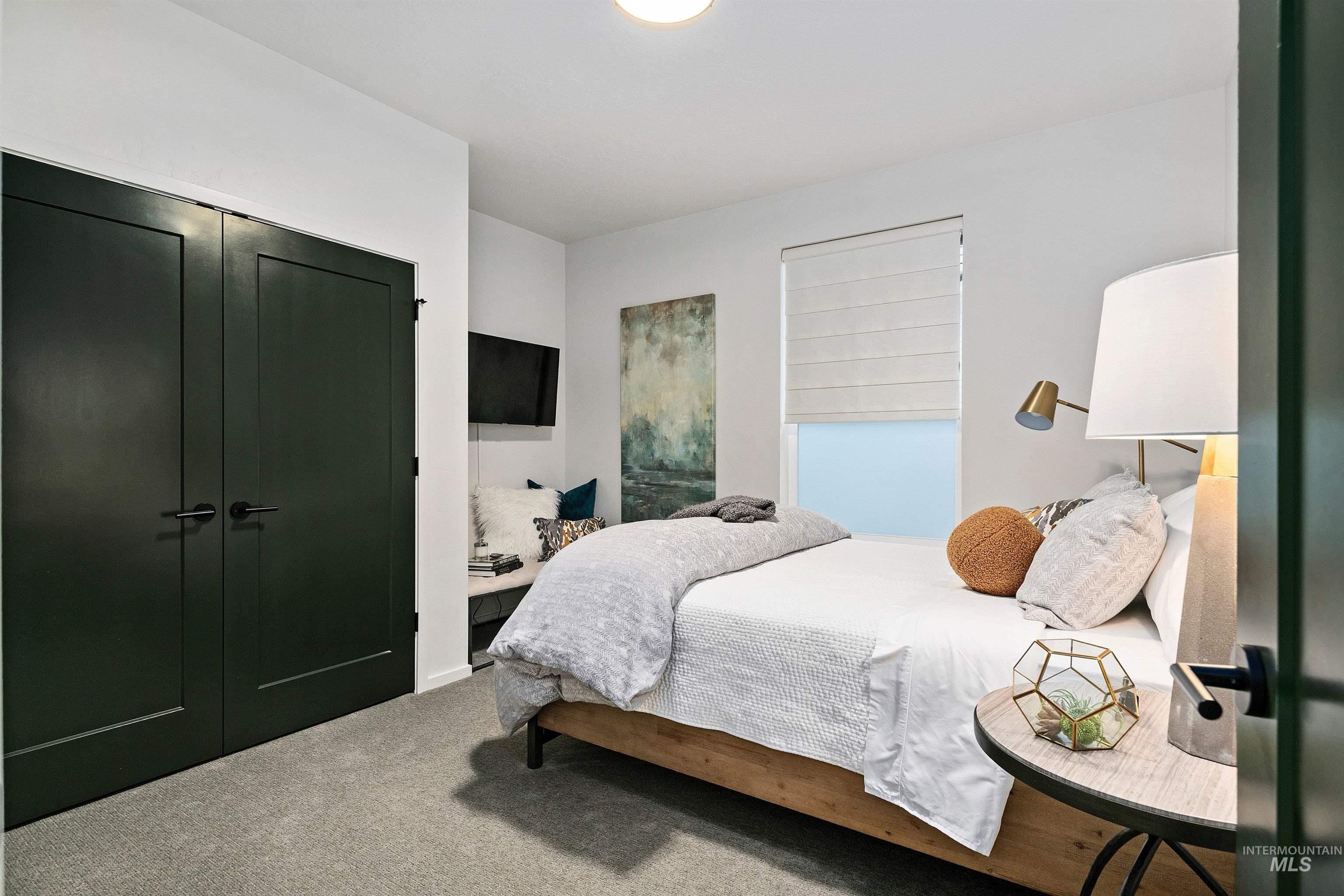 1873 W Oakhampton Drive