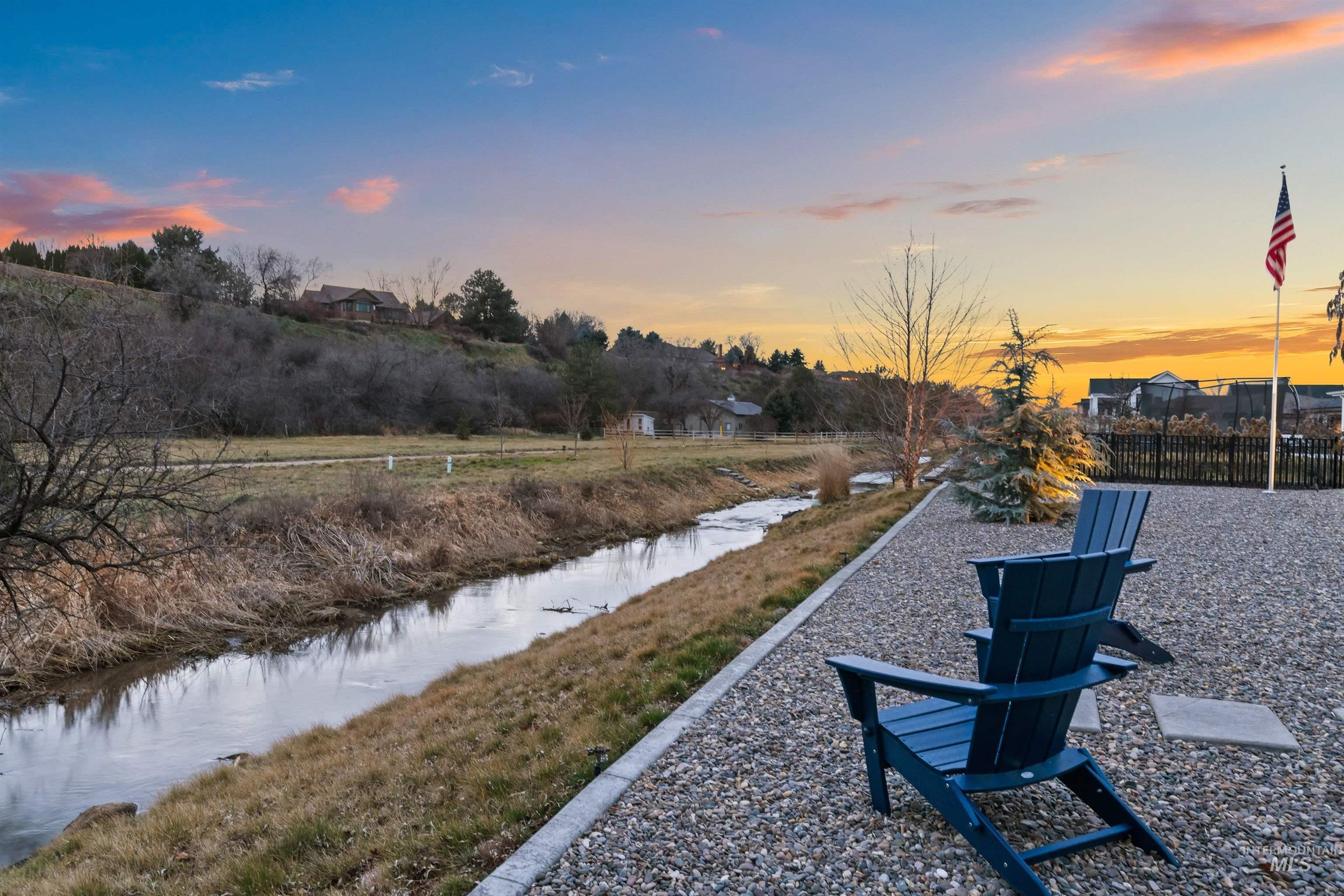 1873 W Oakhampton Drive