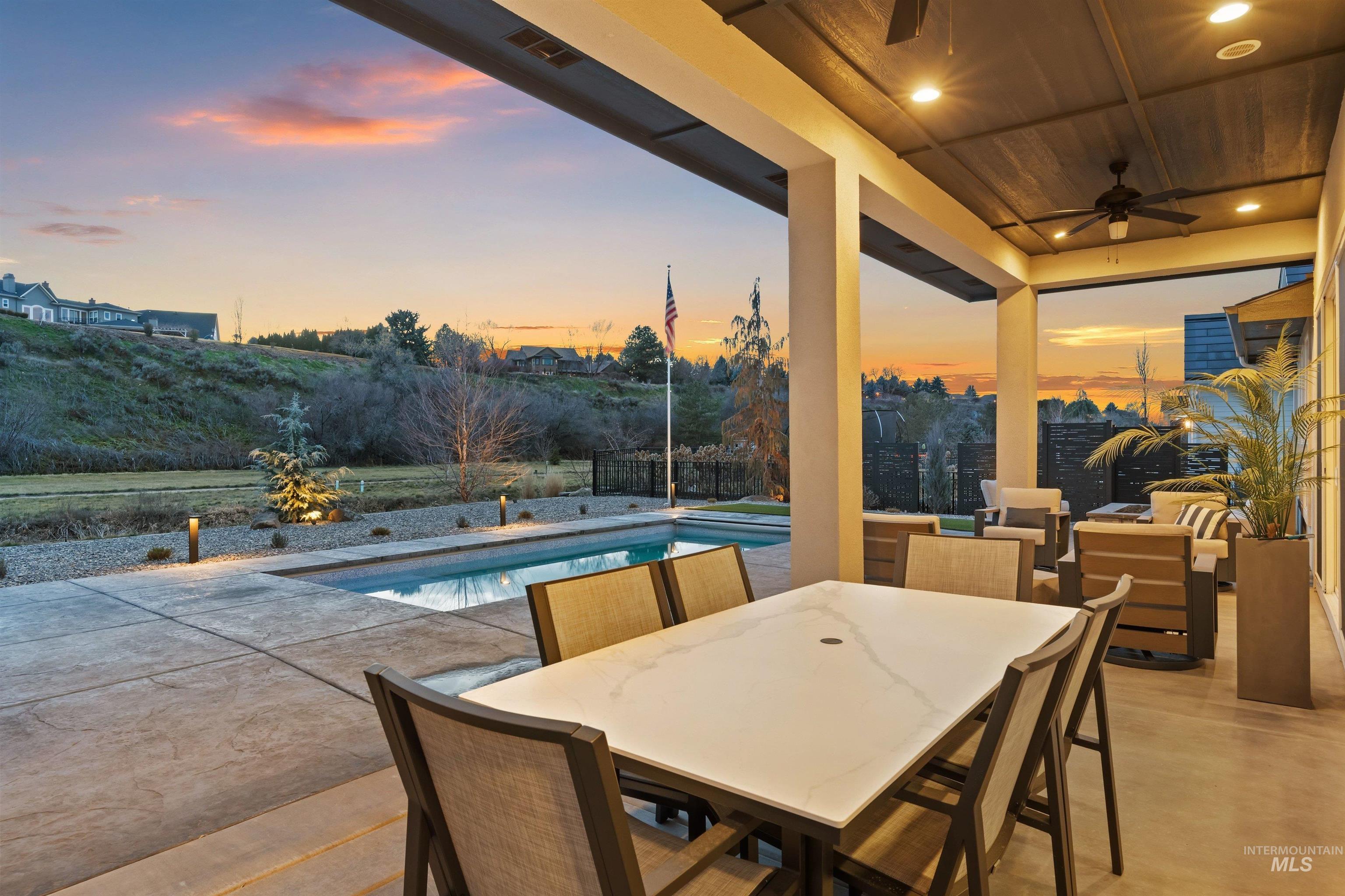 1873 W Oakhampton Drive