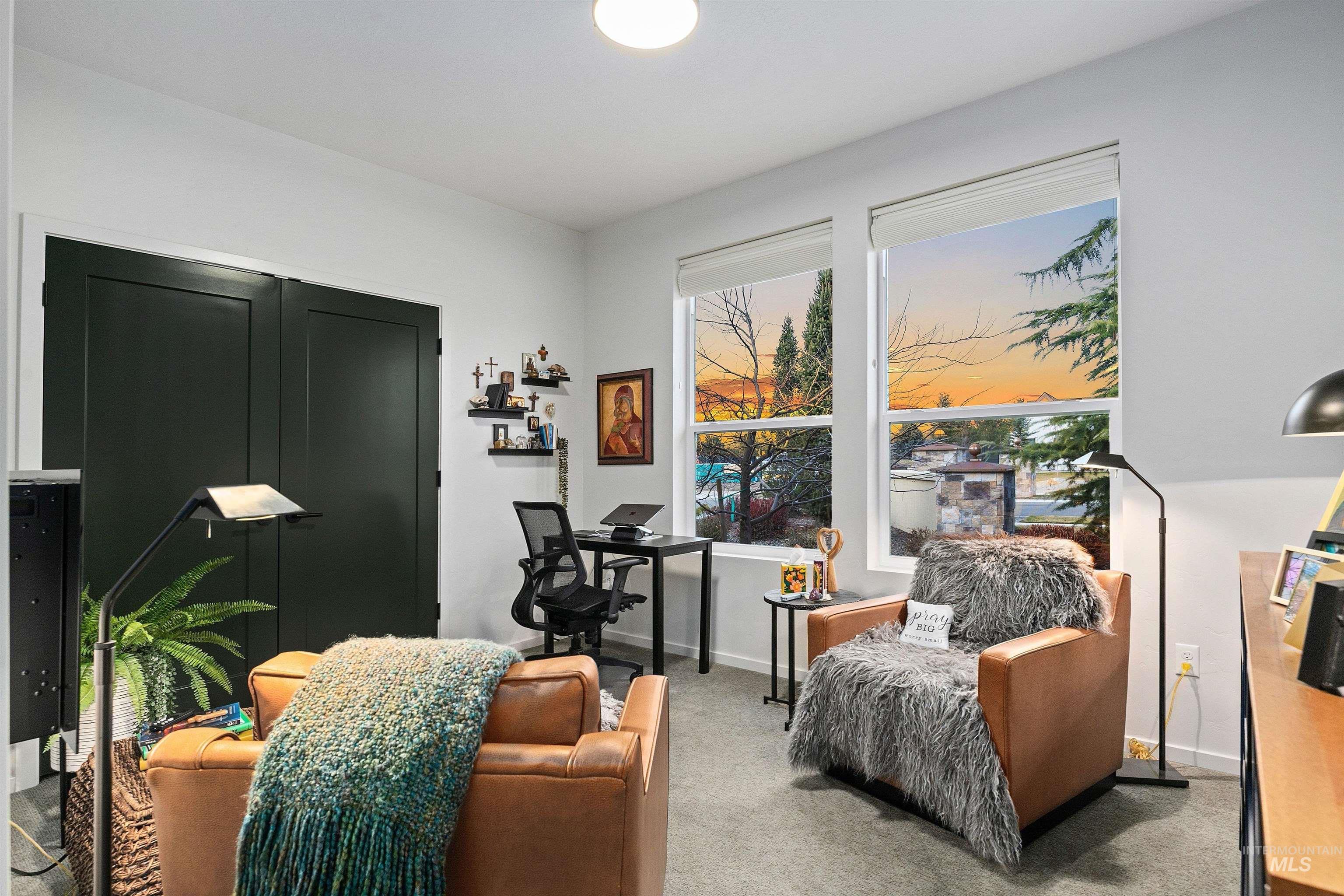 1873 W Oakhampton Drive