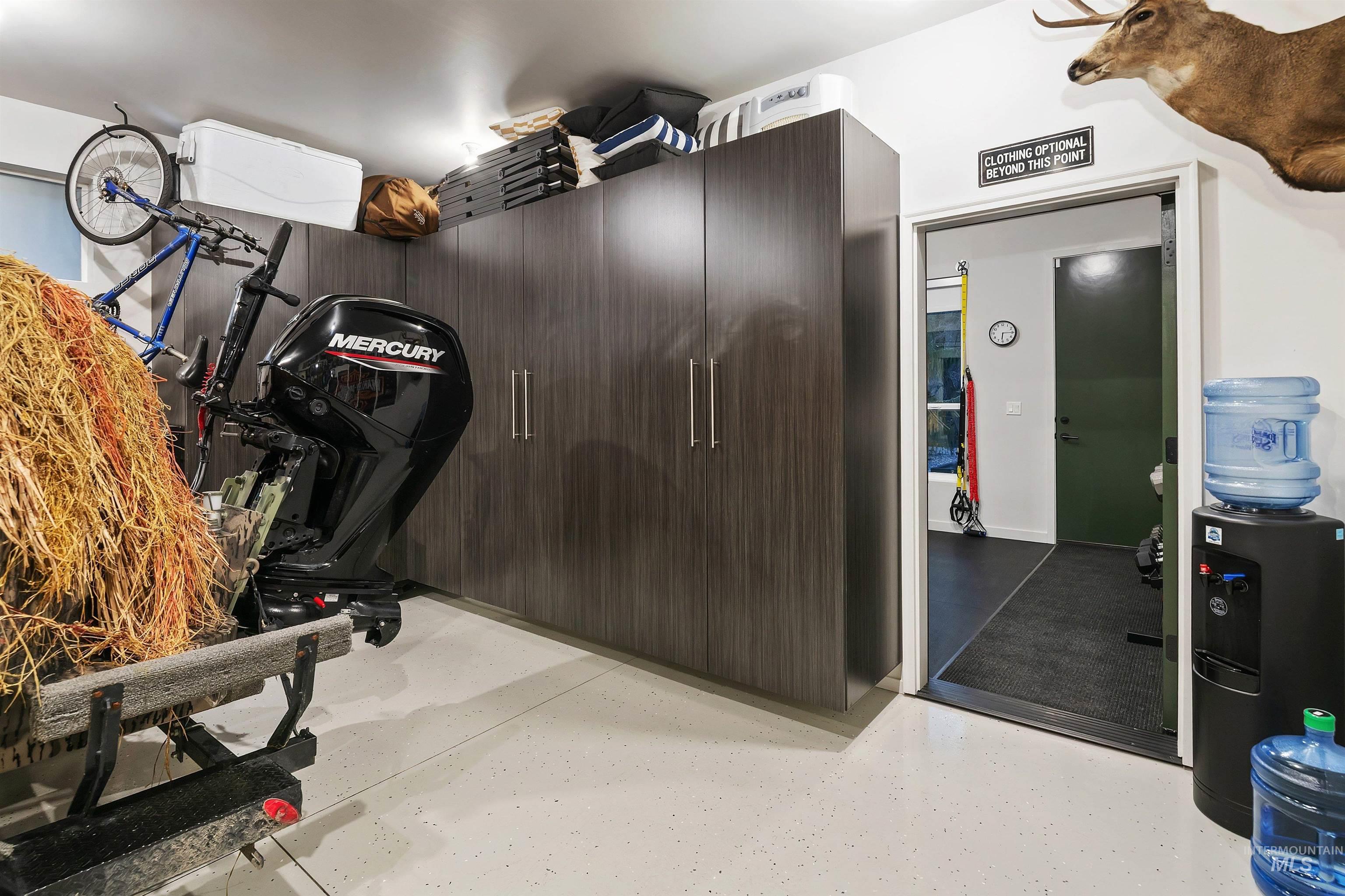 1873 W Oakhampton Drive