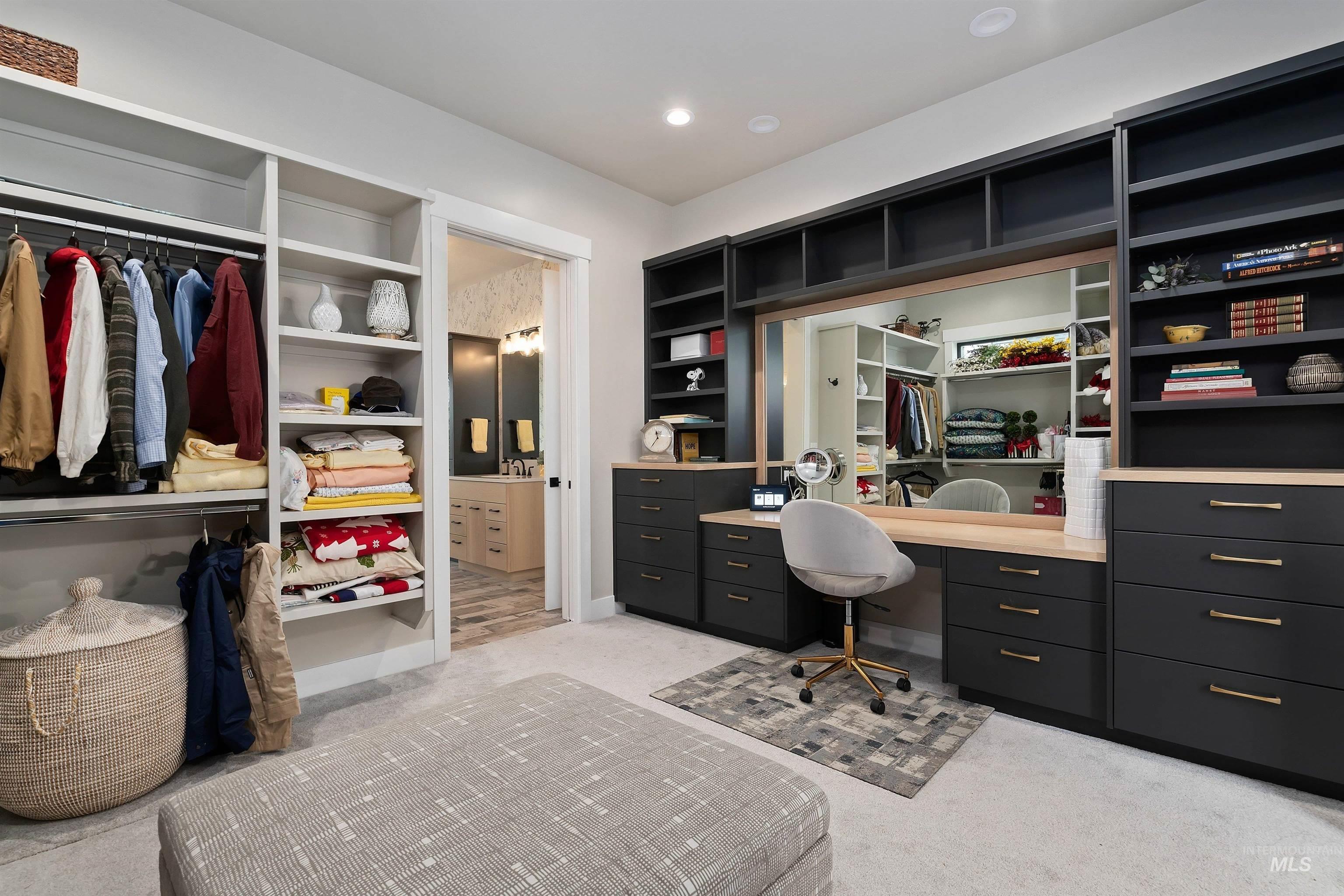 2270 S Trout Stone Way