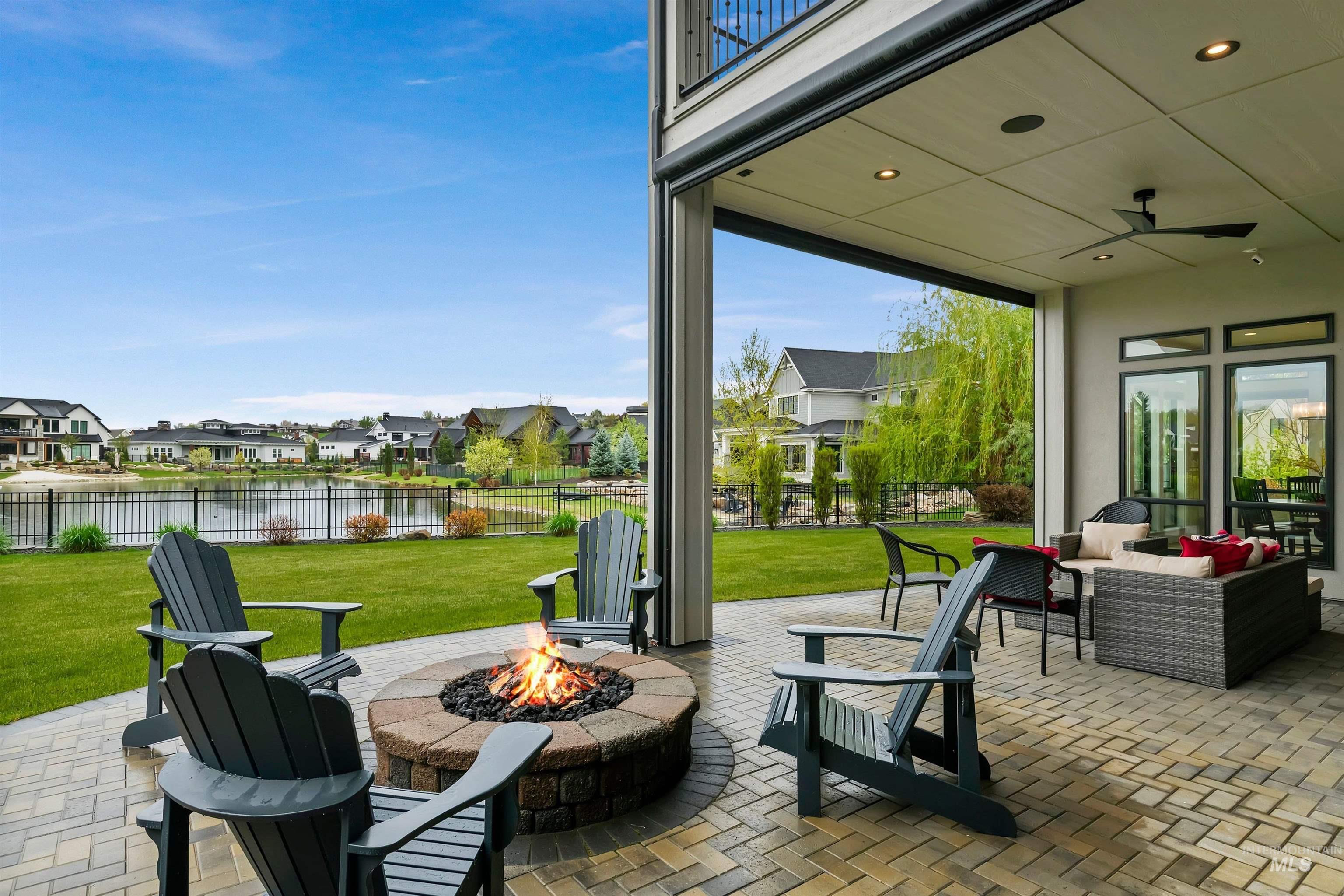 2270 S Trout Stone Way