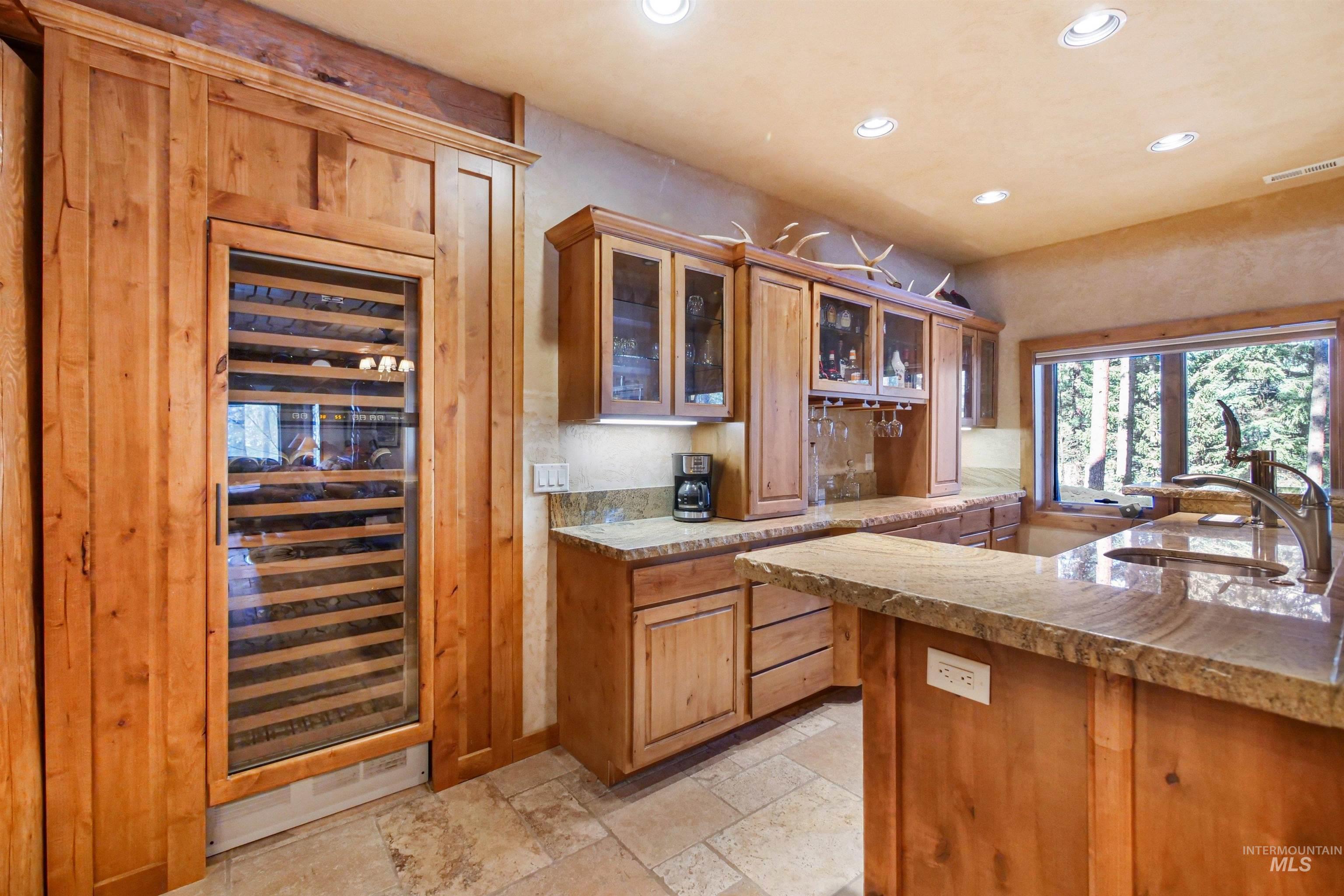2732 Casper Court