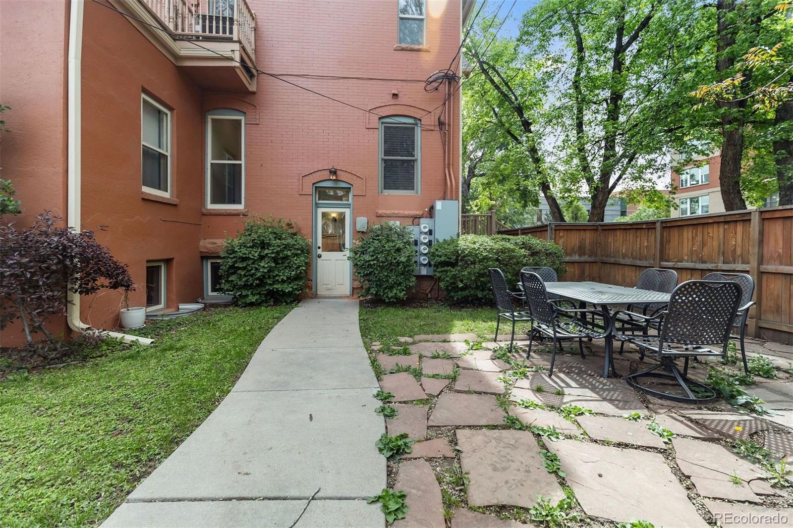 1101 Gaylord Street Unit: 1