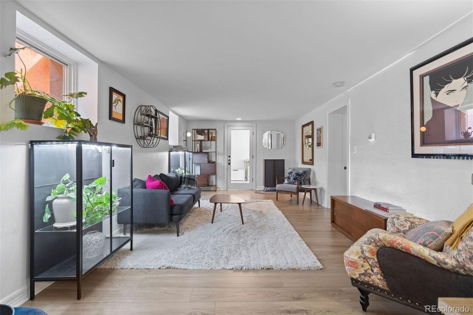 1101 Gaylord Street Unit: 1