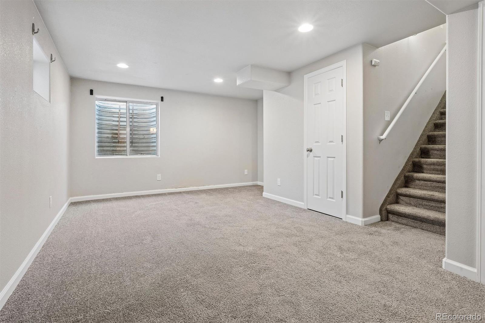 10469 Hyacinth Place