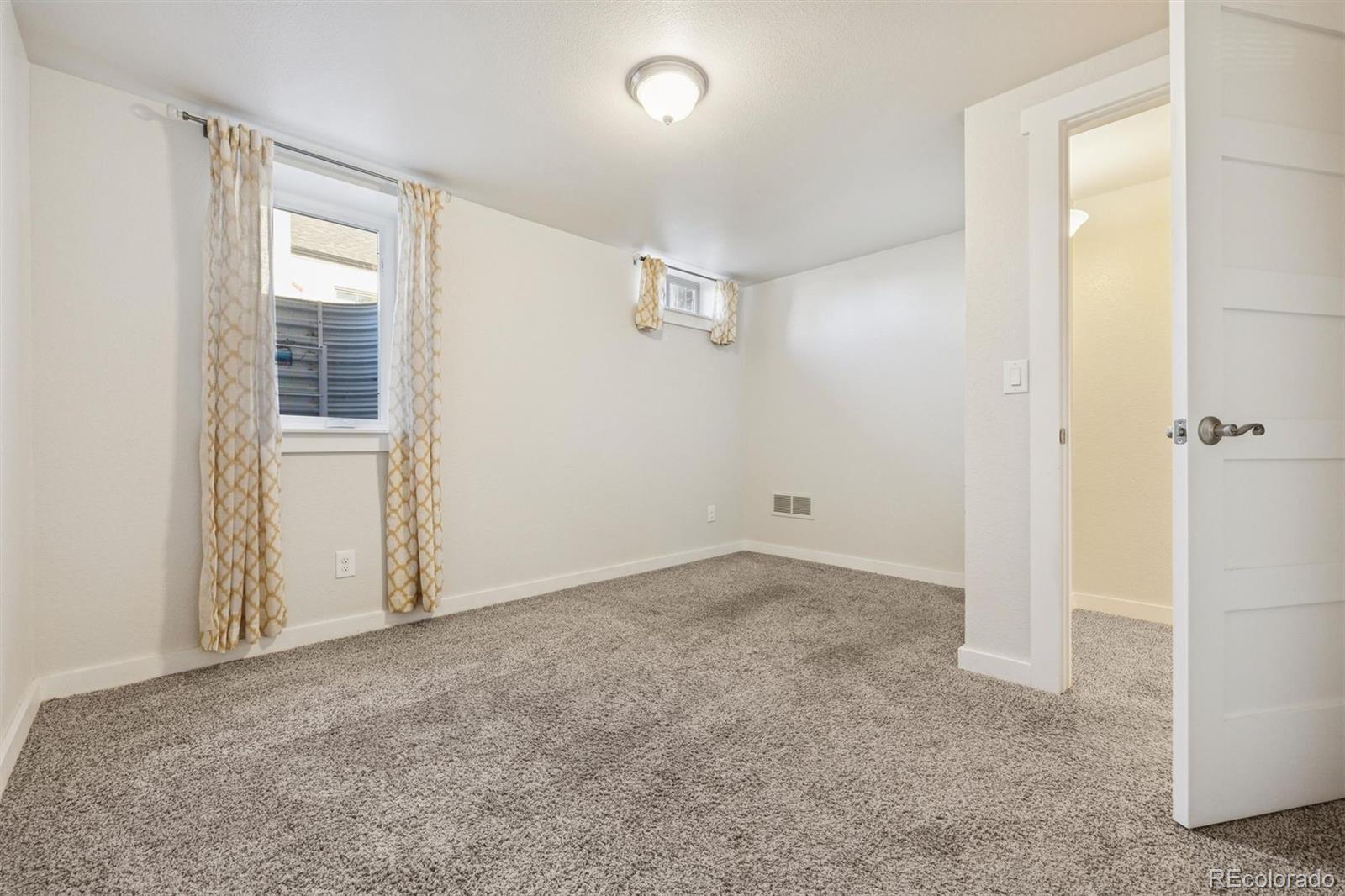 2270 Krameria Street