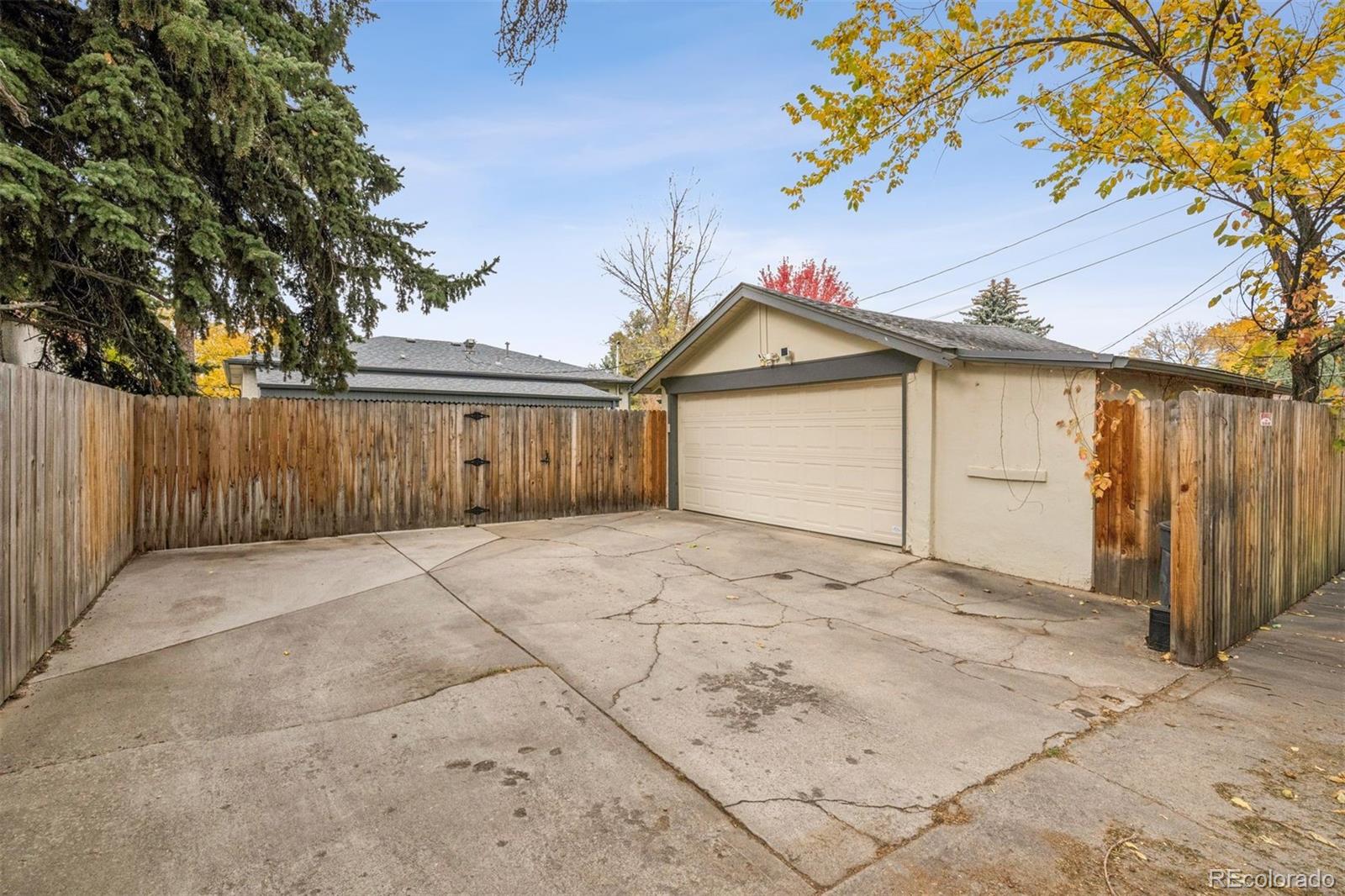 2270 Krameria Street