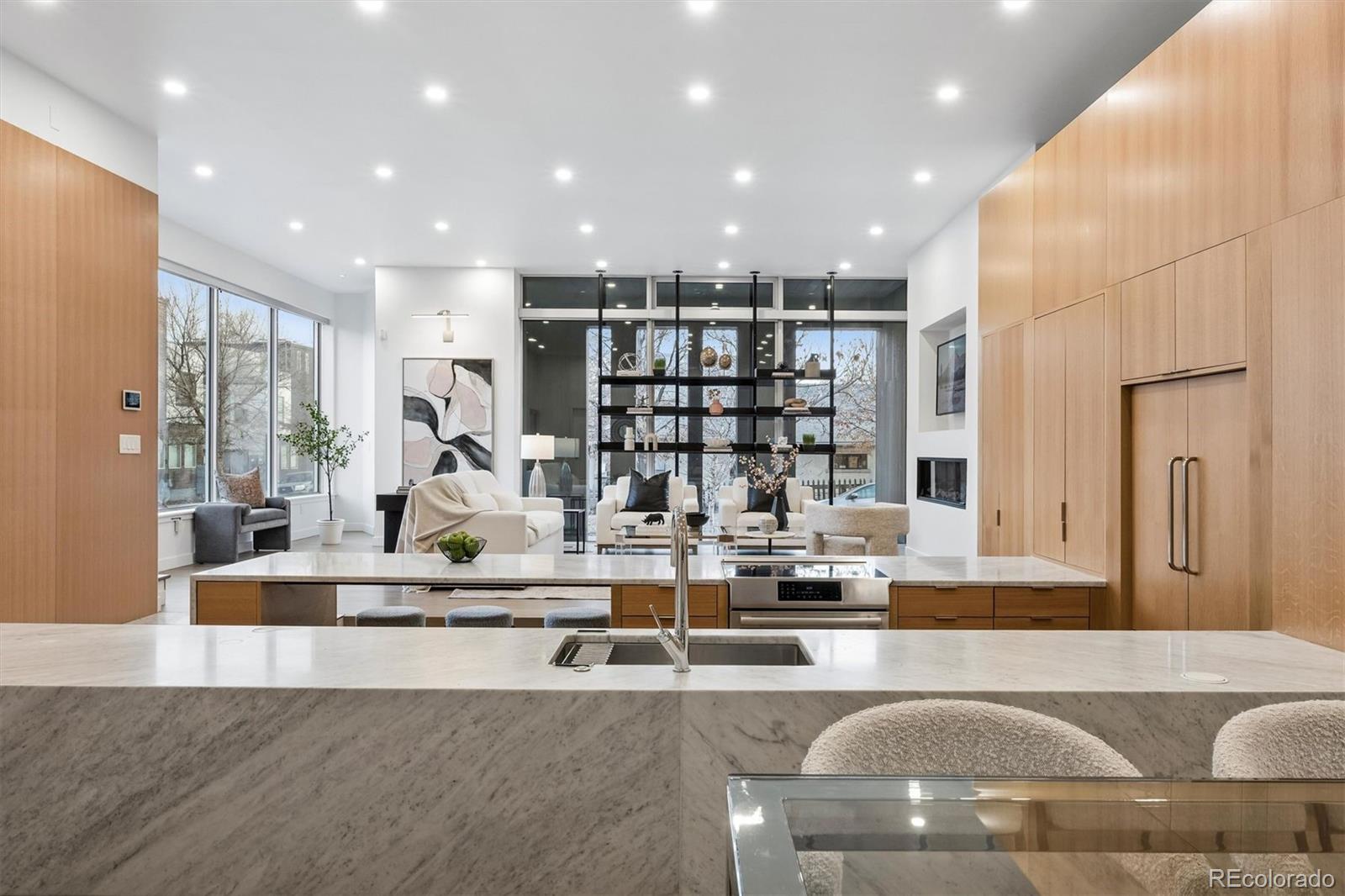 3701 Jason Street Unit: 4