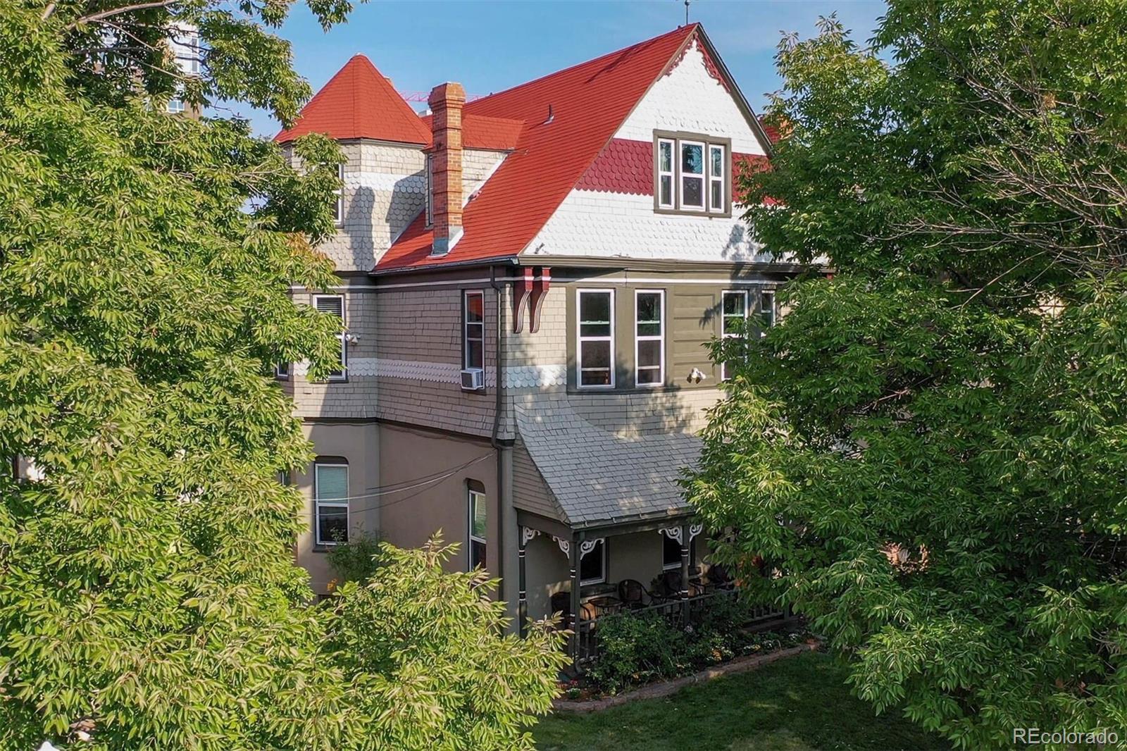 2147 Tremont Place