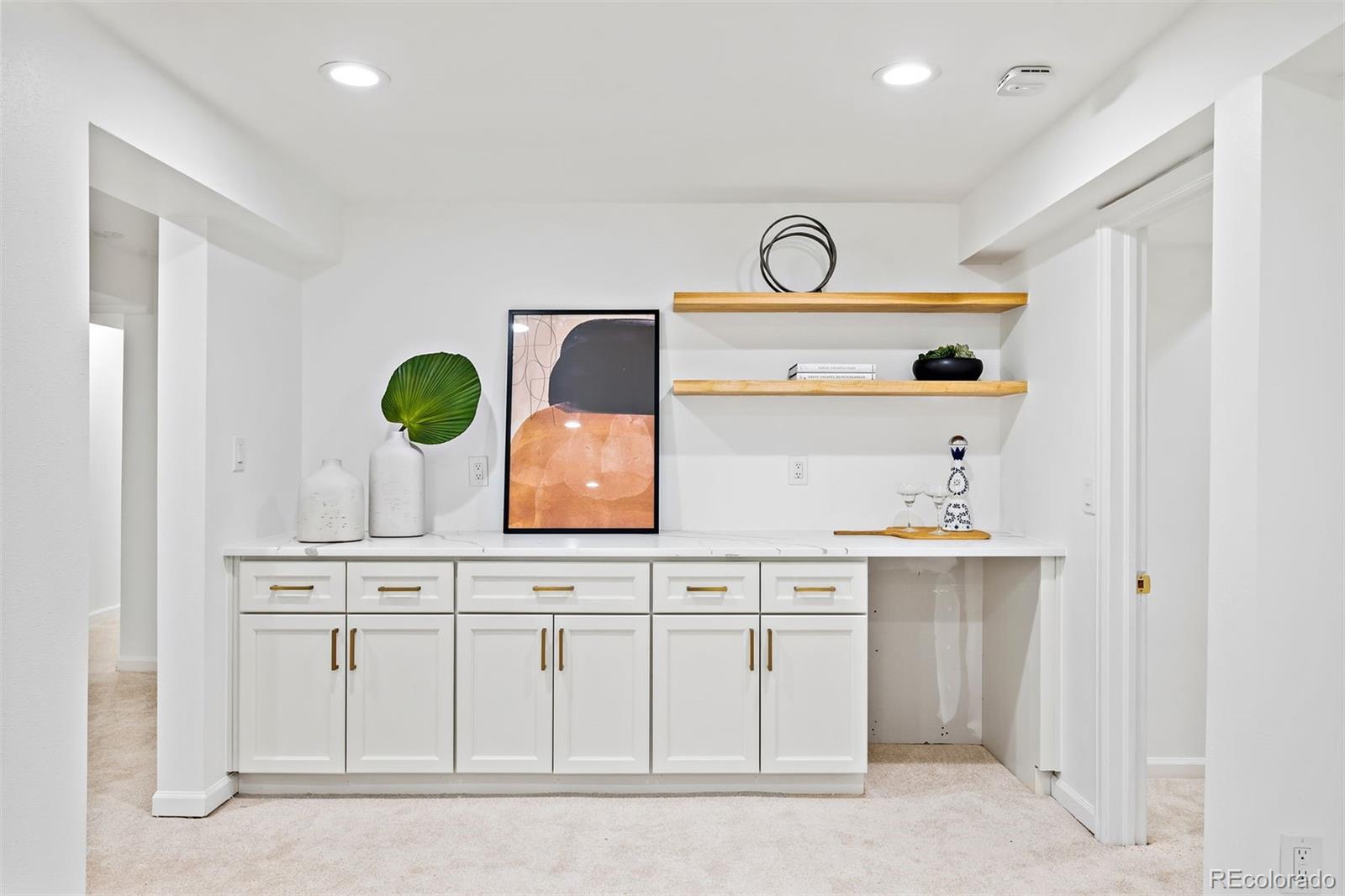2552 E Alameda Avenue Unit: 130