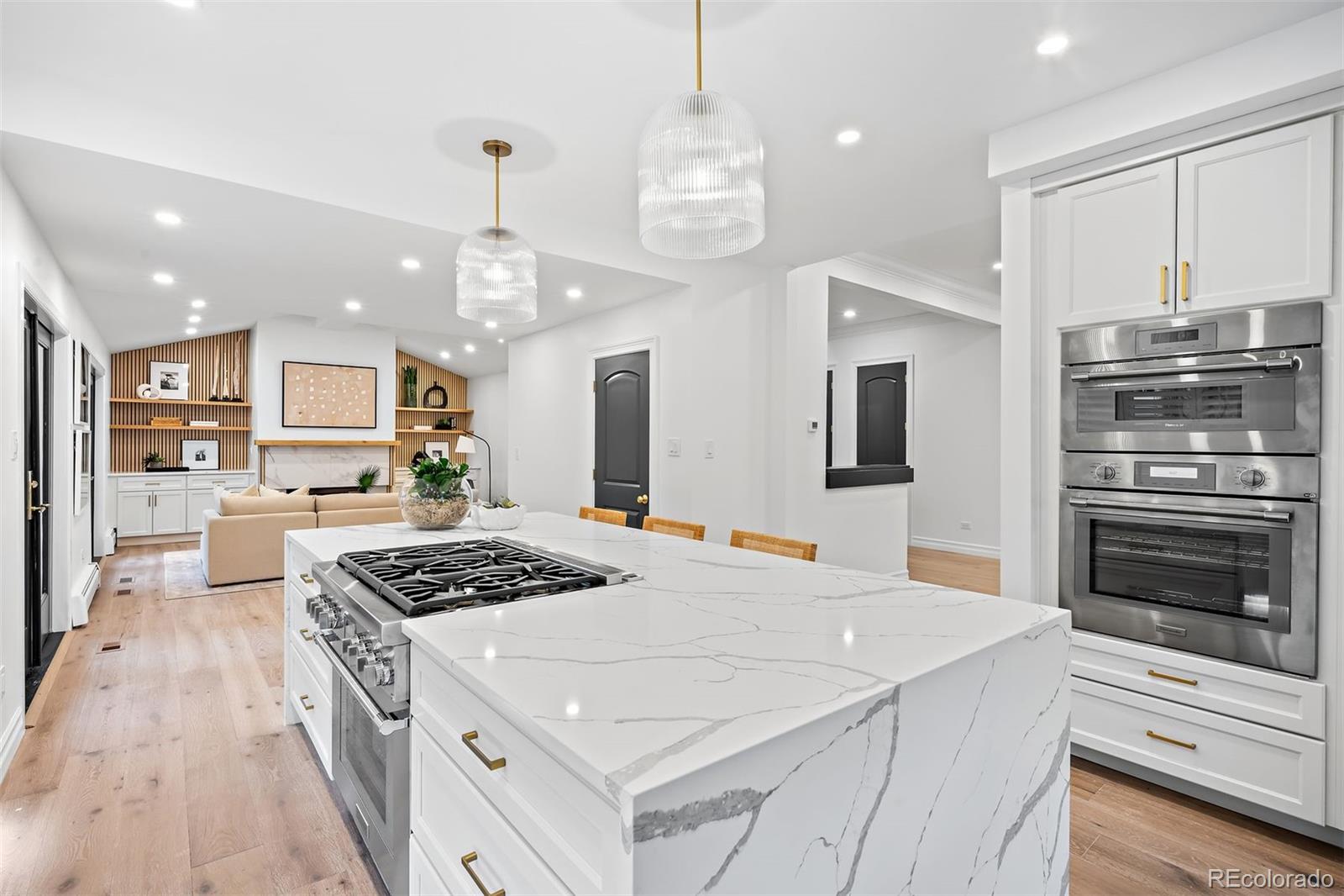 2552 E Alameda Avenue Unit: 130
