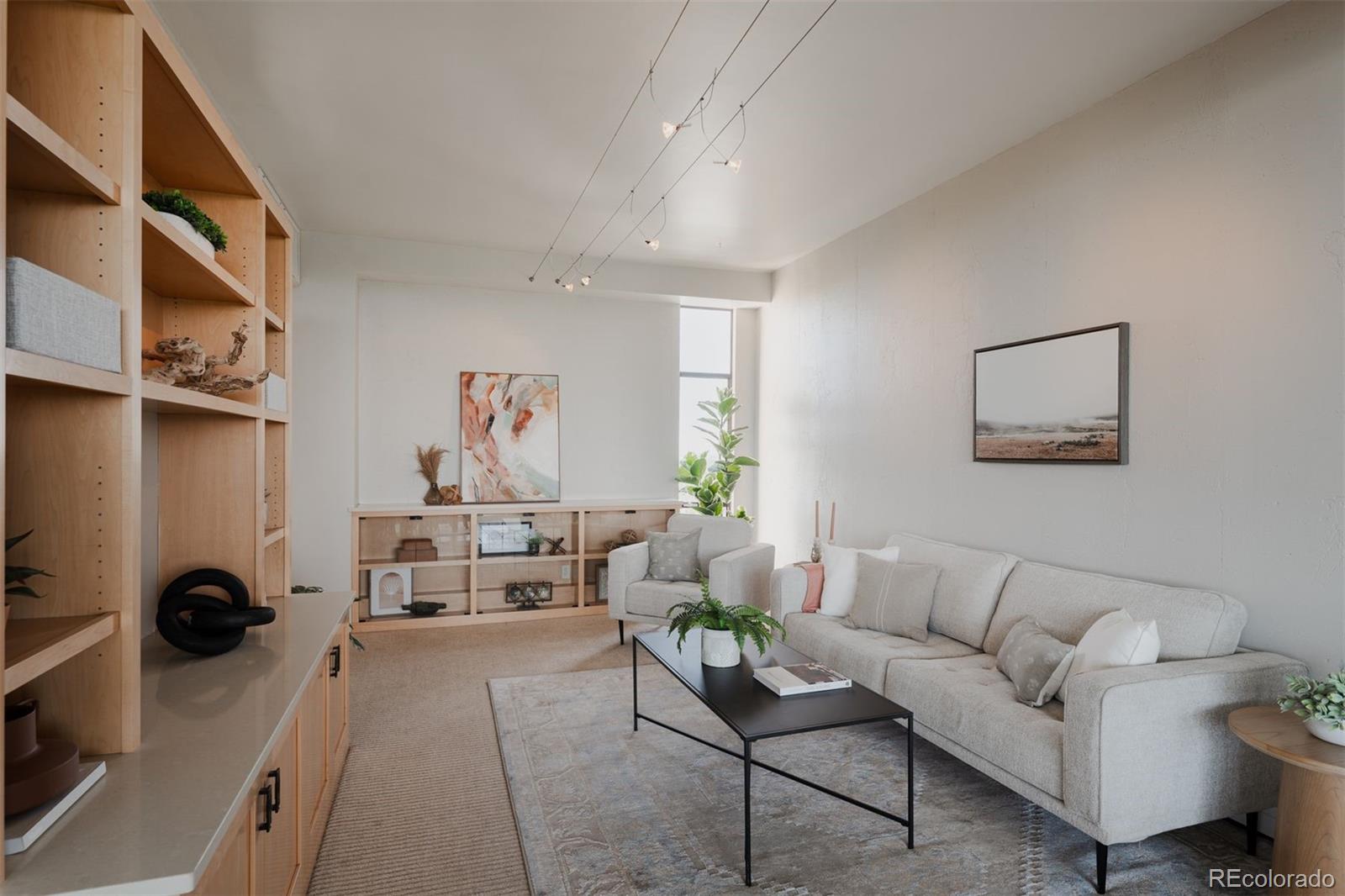 1201 N Williams Street Unit: 15A