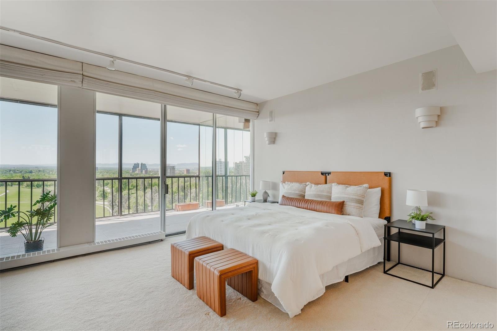1201 N Williams Street Unit: 15A