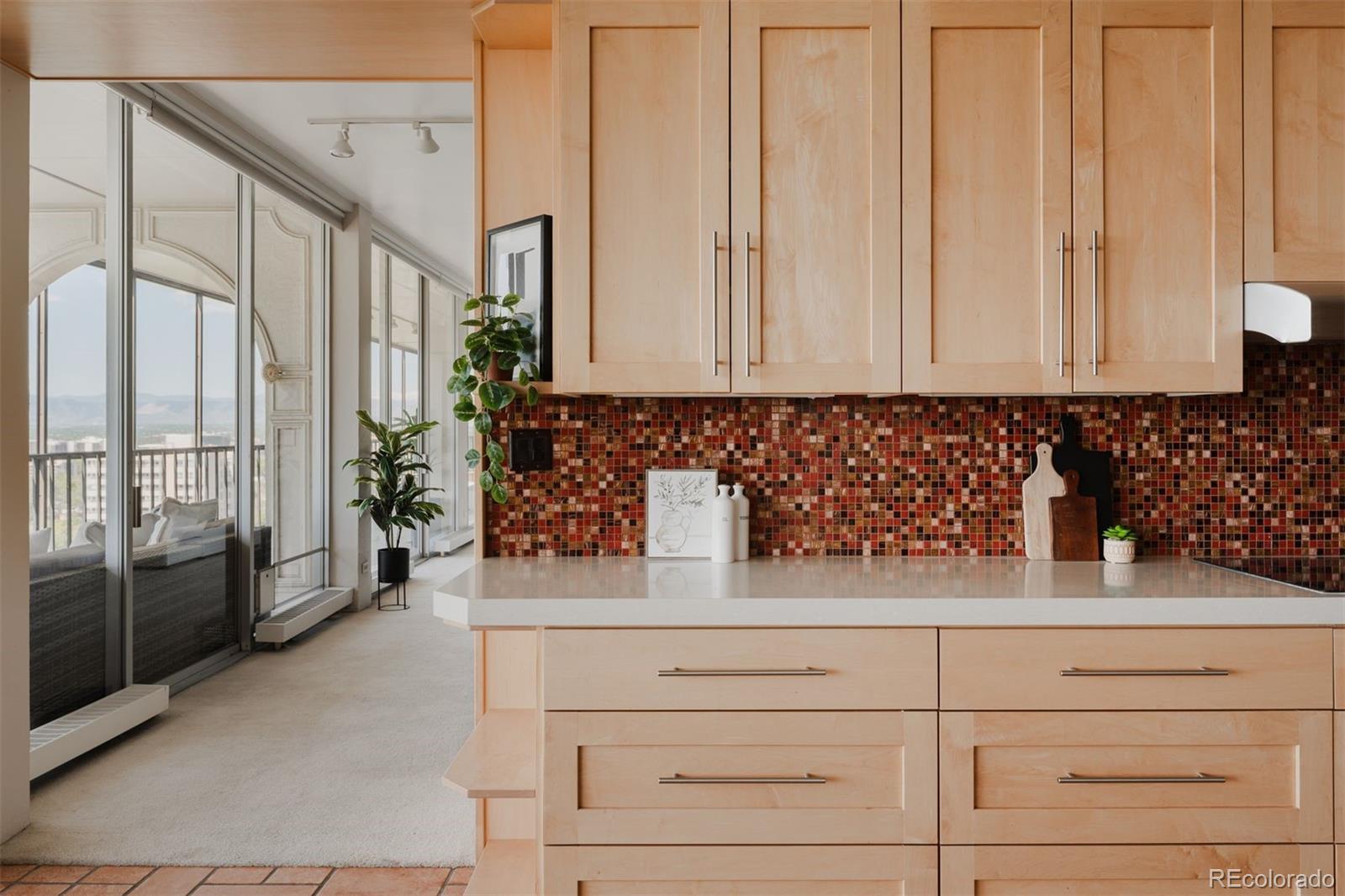 1201 N Williams Street Unit: 15A