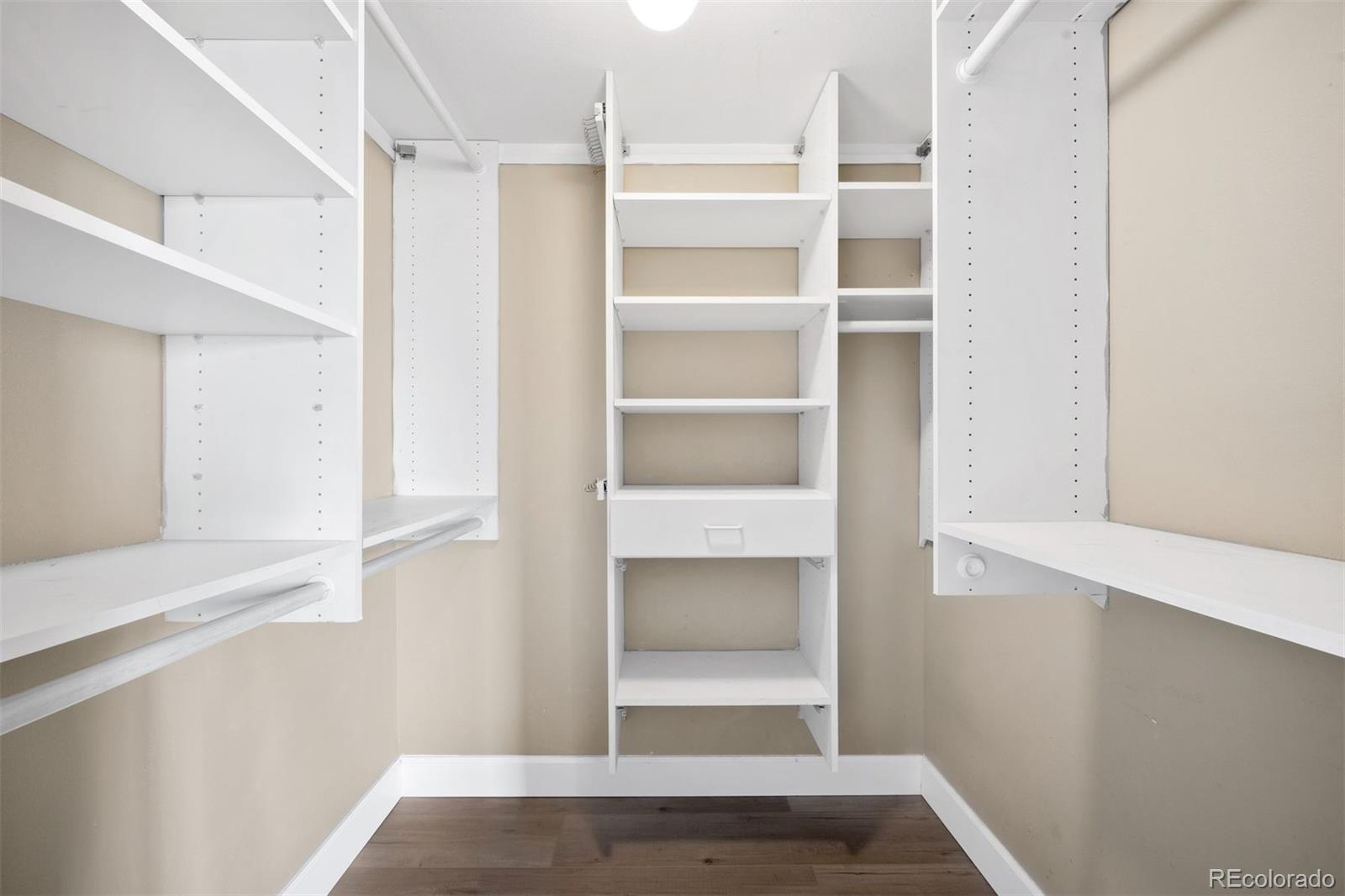800 N Pearl Street Unit: 1211