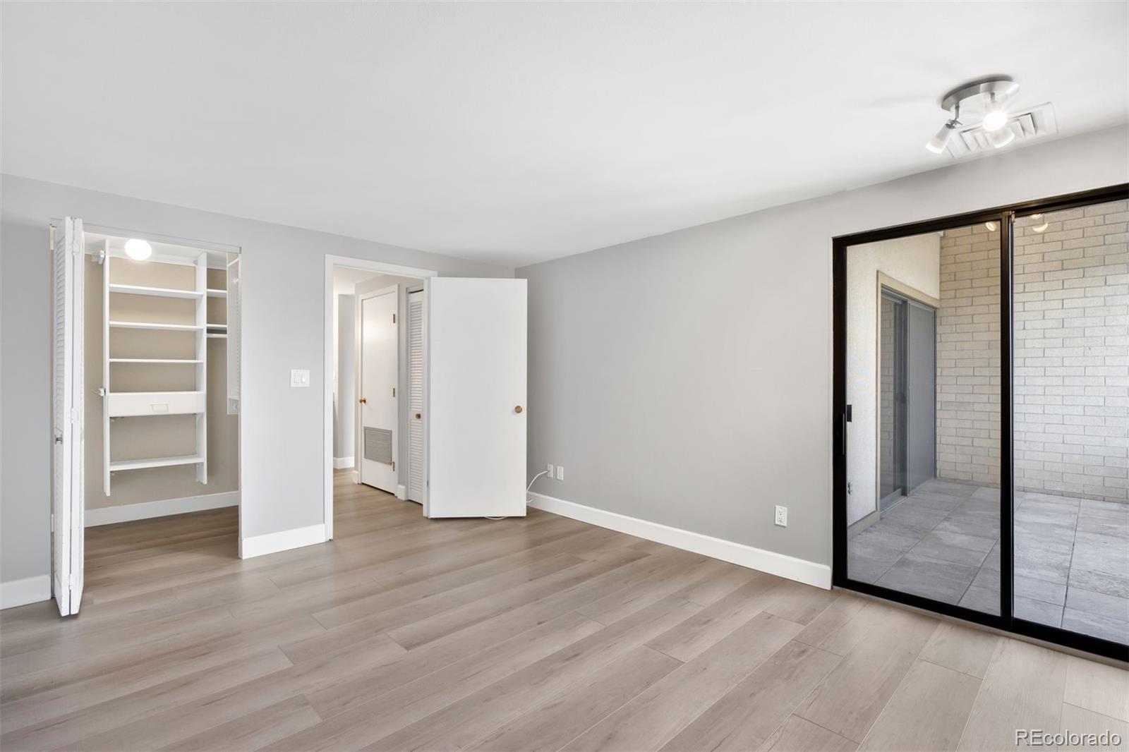 800 N Pearl Street Unit: 1211