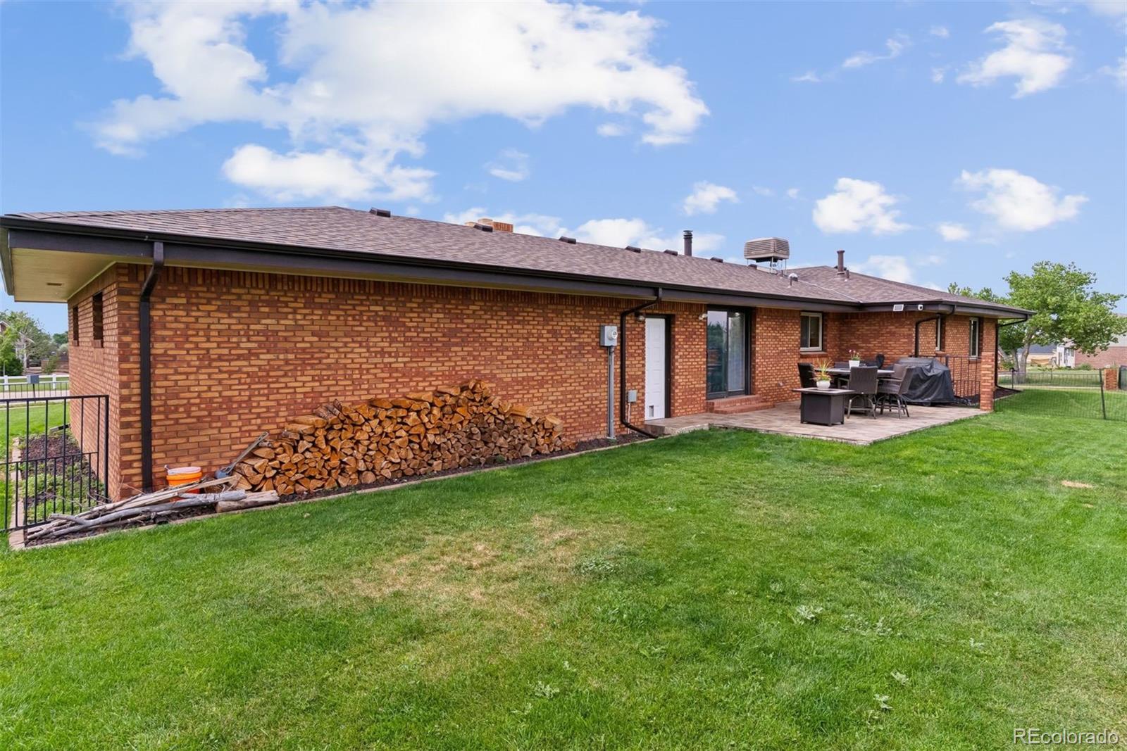 14582 Garfield Street