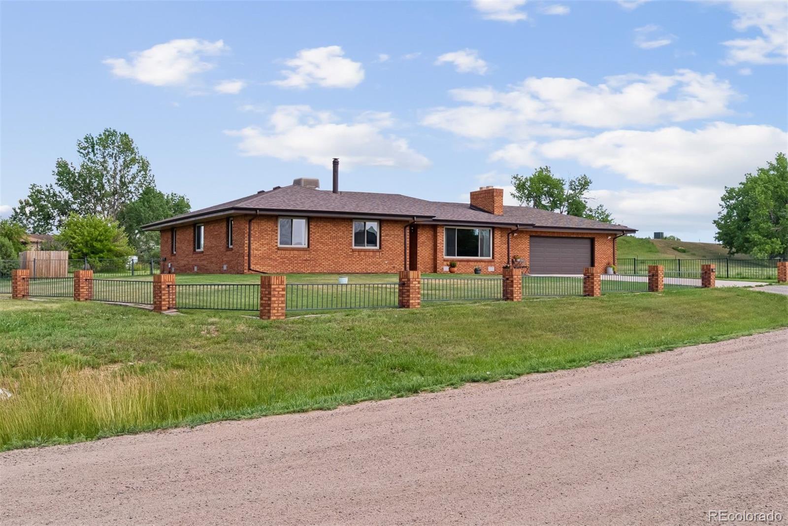 14582 Garfield Street