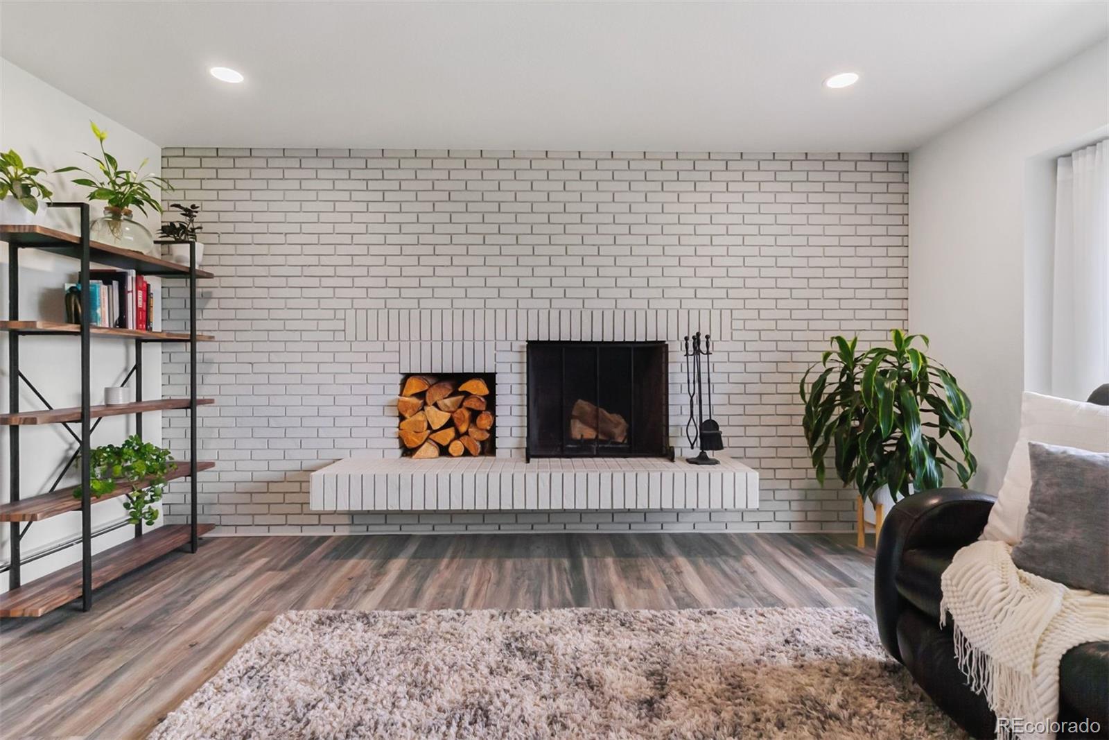 14582 Garfield Street