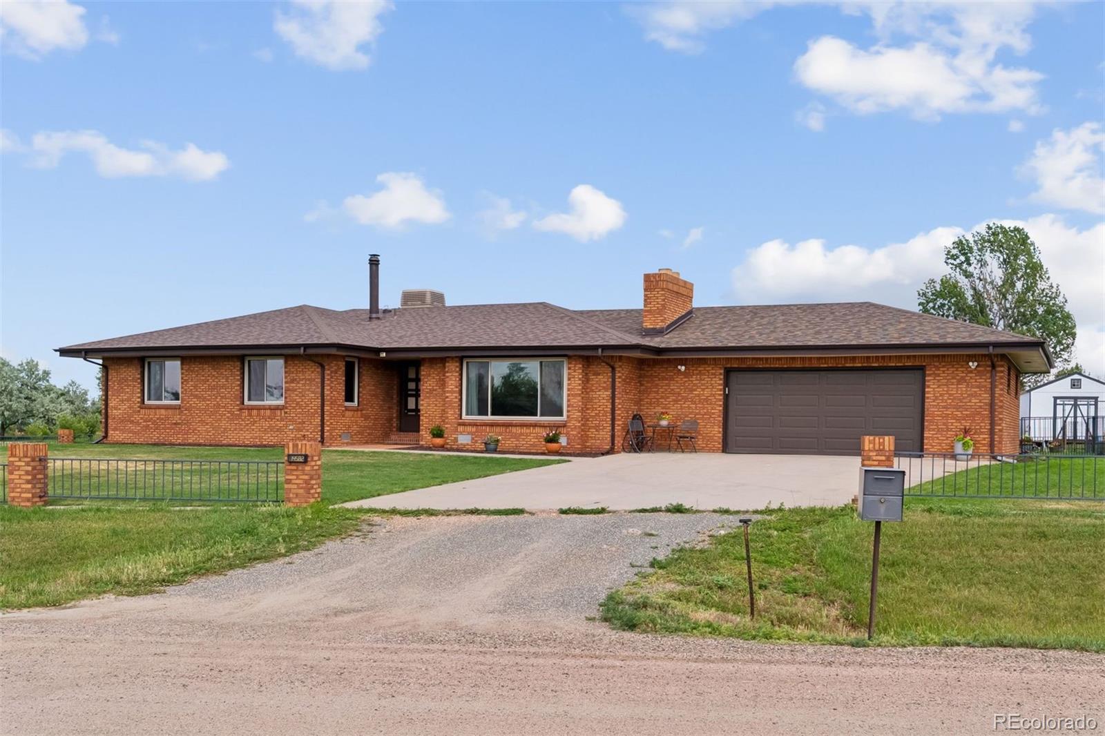 14582 Garfield Street