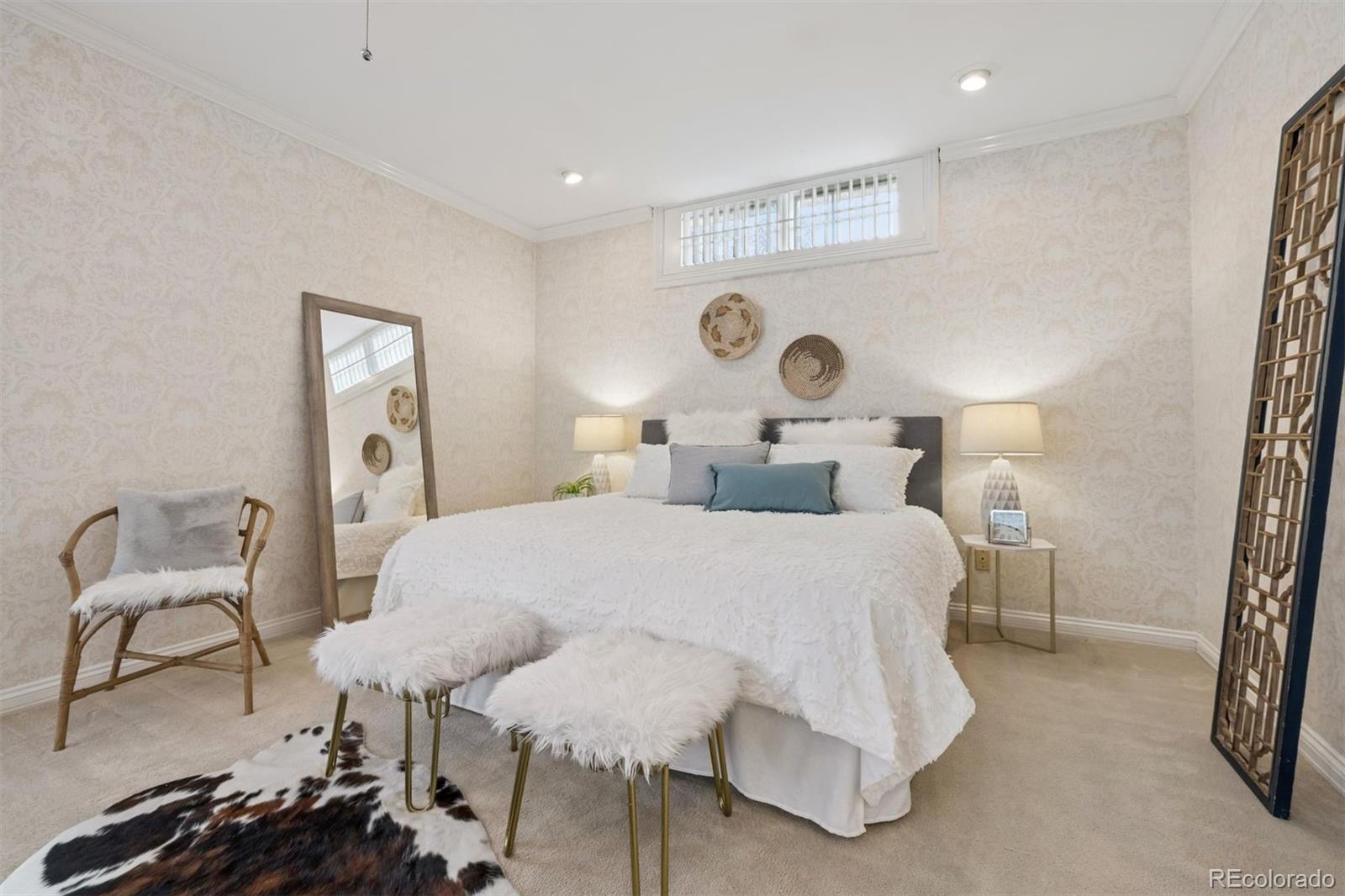 390 Saint Paul Street