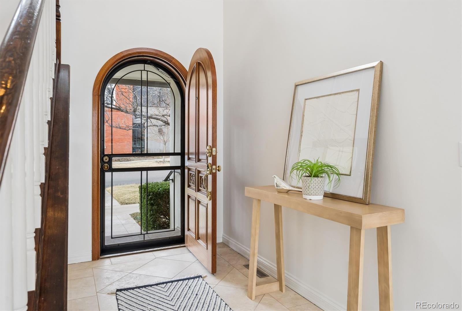 390 Saint Paul Street