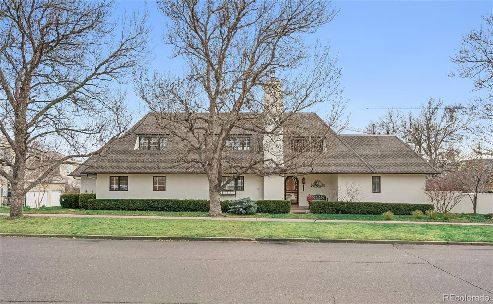 390 Saint Paul Street