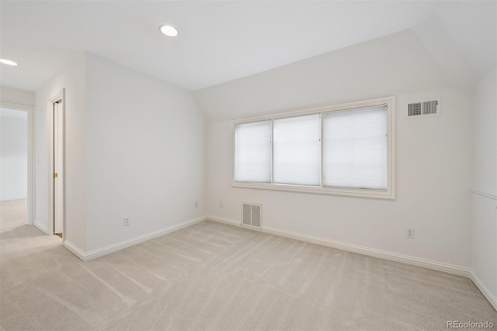 390 Saint Paul Street